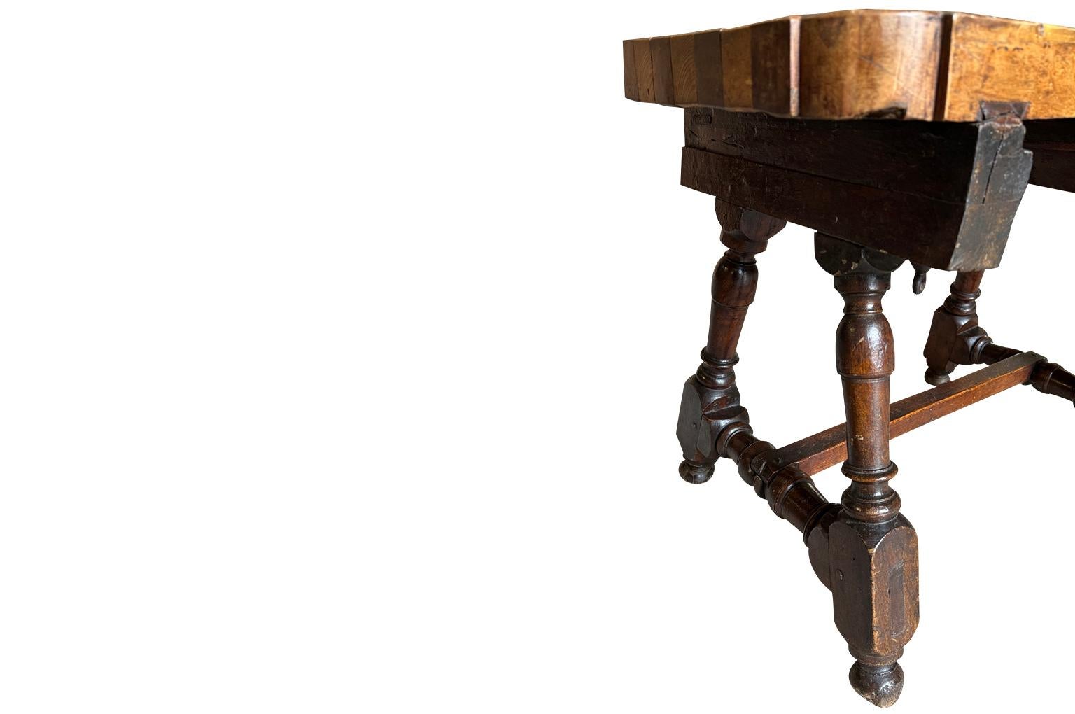 18th Century and Earlier Spanish 18th Century Tocinera Side Table For Sale