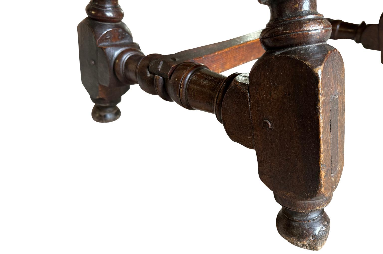 Spanish 18th Century Tocinera Side Table For Sale 2