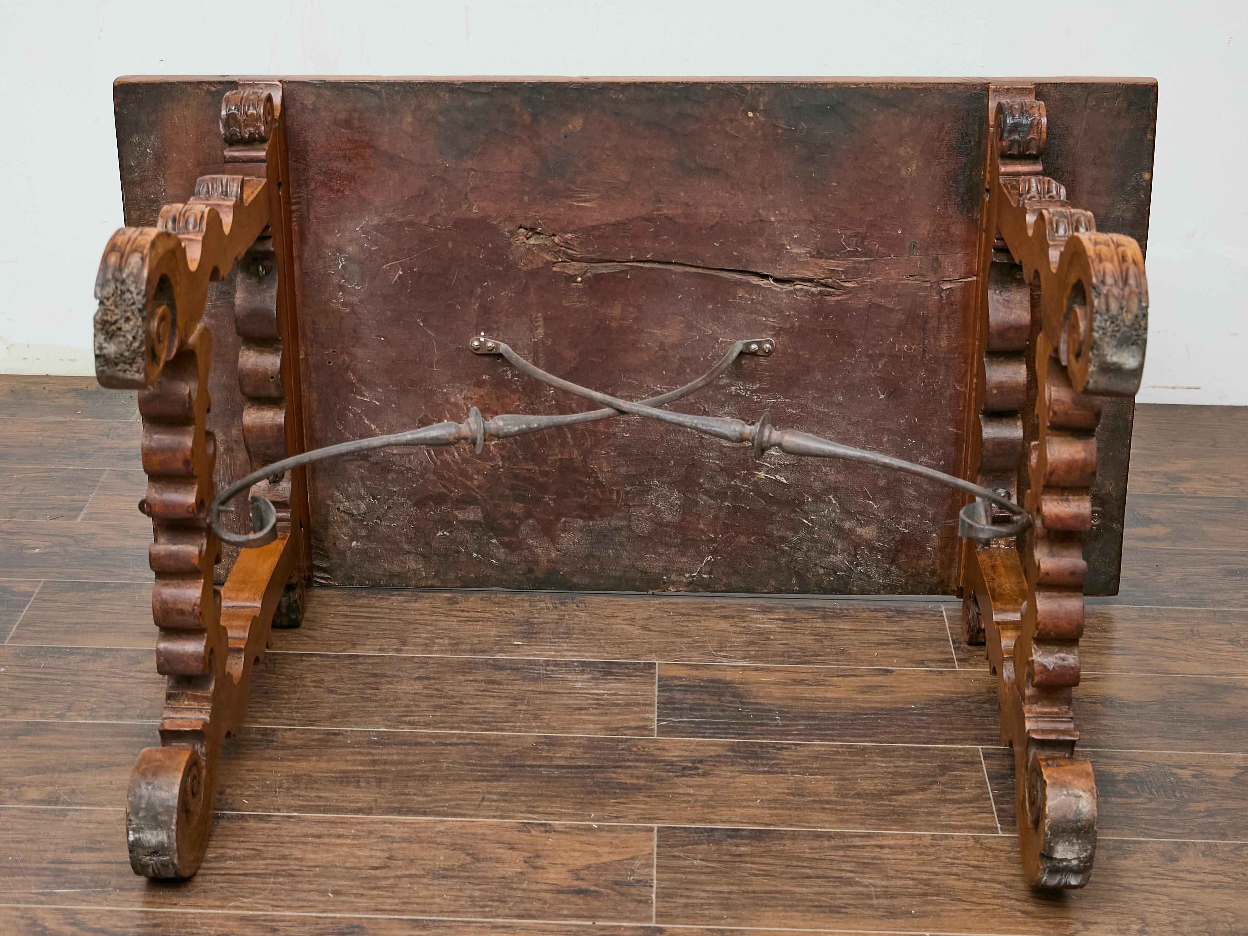Spanish 18th Century Walnut Fratino Table with Carved Legs and Iron Stretcher For Sale 7