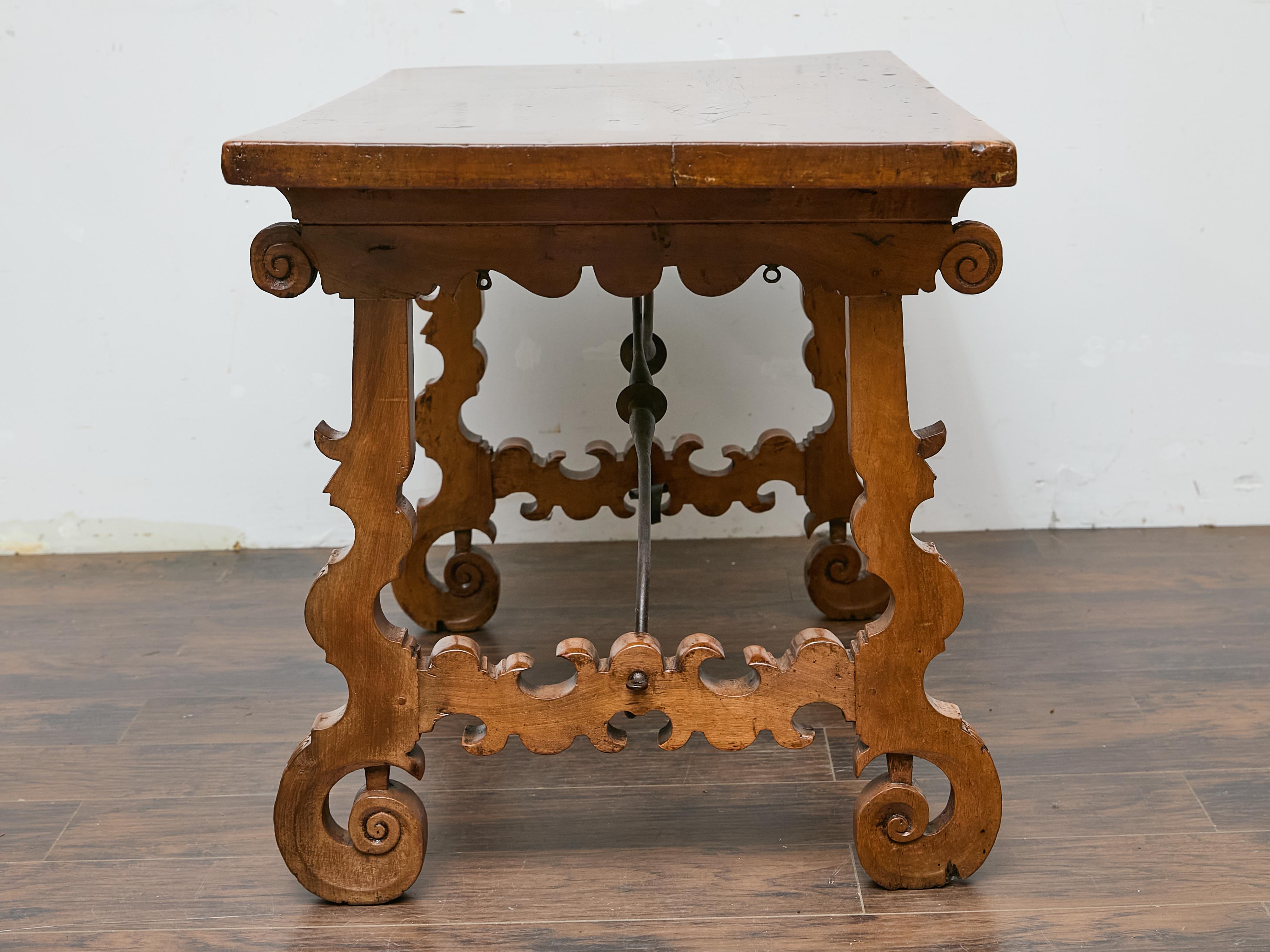 18th Century and Earlier Spanish 18th Century Walnut Fratino Table with Carved Legs and Iron Stretcher For Sale