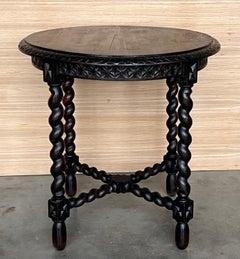 Spanish 1900s Walnut Round Side Table with Solomonic Legs and Beleveled Edges
