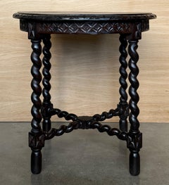 Spanish 1900s Walnut Round Side Table with Solomonic Legs and Beleveled Edges