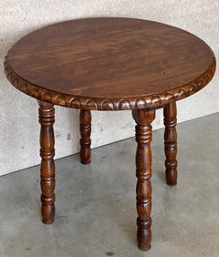 Spanish 1900s Walnut Round Side Table with Turned Legs and Beleveled Edges