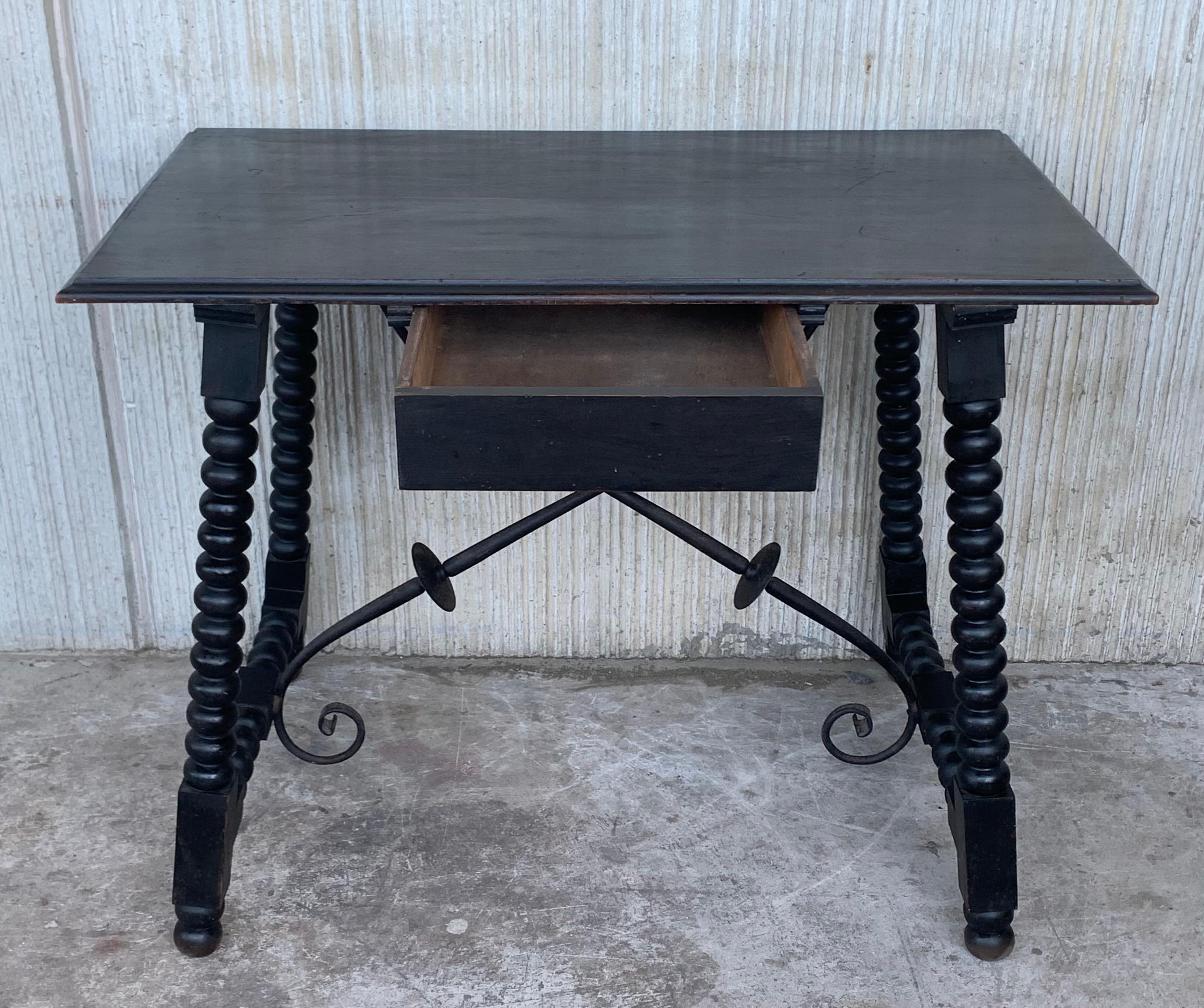 Spanish 1900s Walnut Side Table with Single Drawer and Iron Stretcher For Sale 2