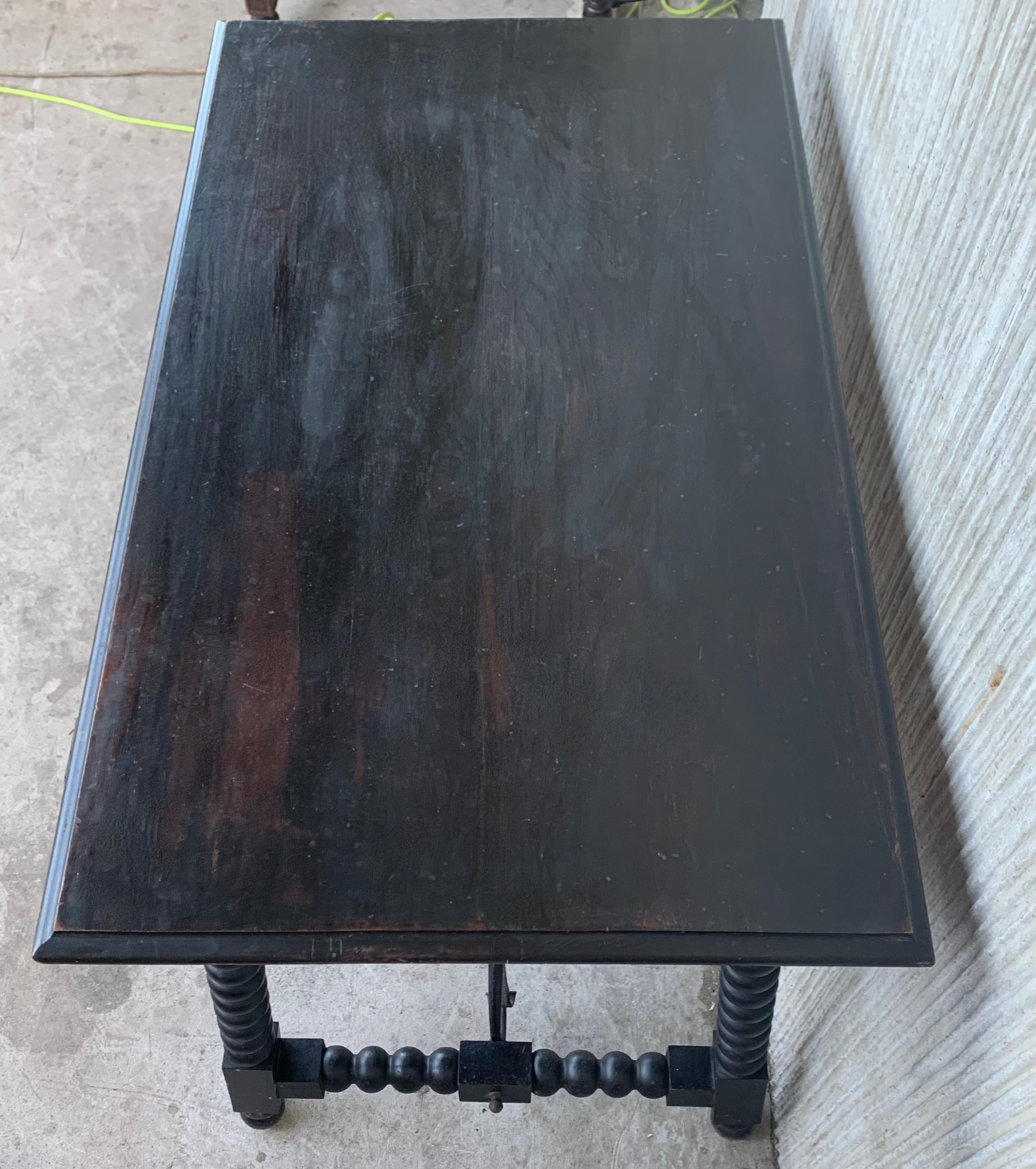 Spanish 1900s Walnut Side Table with Single Drawer and Iron Stretcher For Sale 3