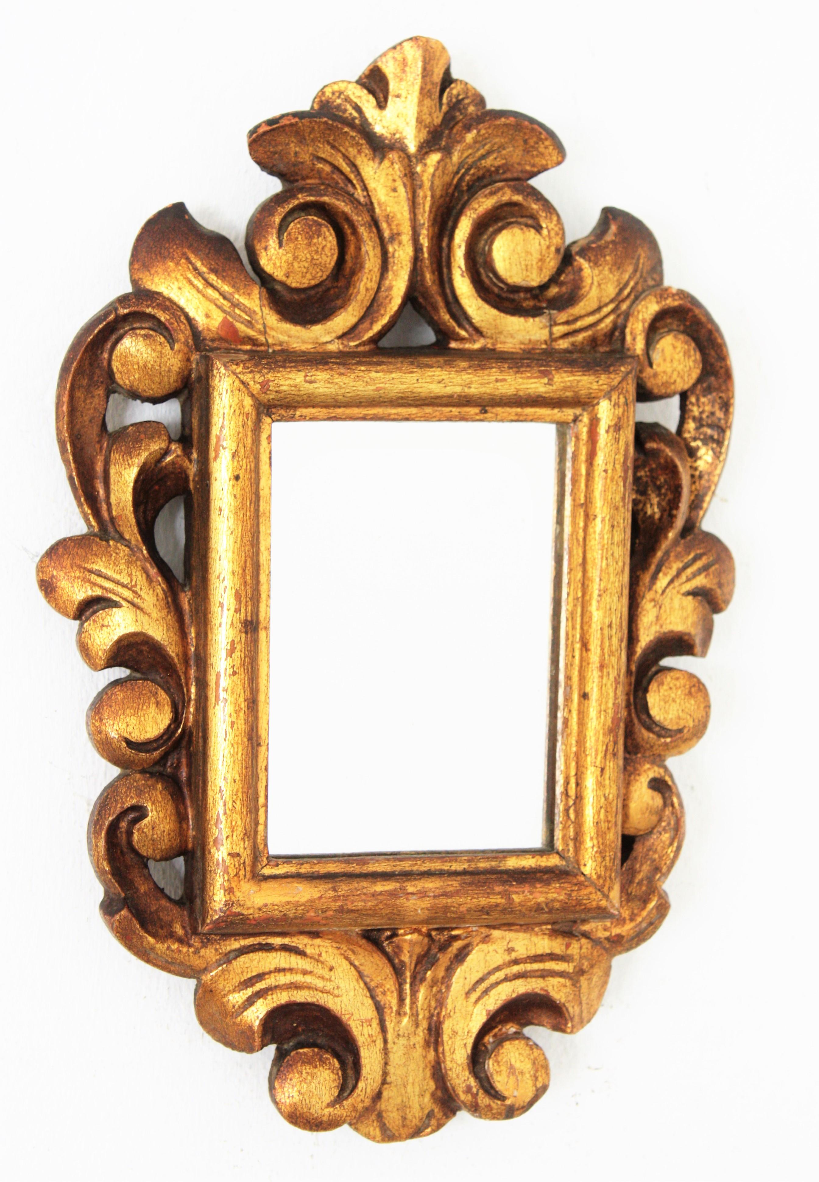 mini baroque mirror