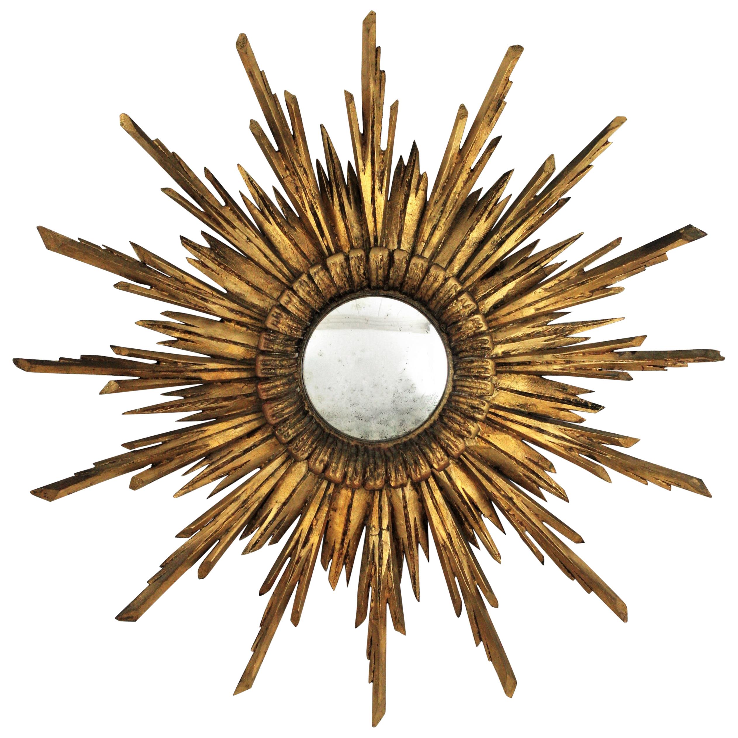 Sunburst Convex Mirror in Carved Giltwood, Baroque Style, 1930s