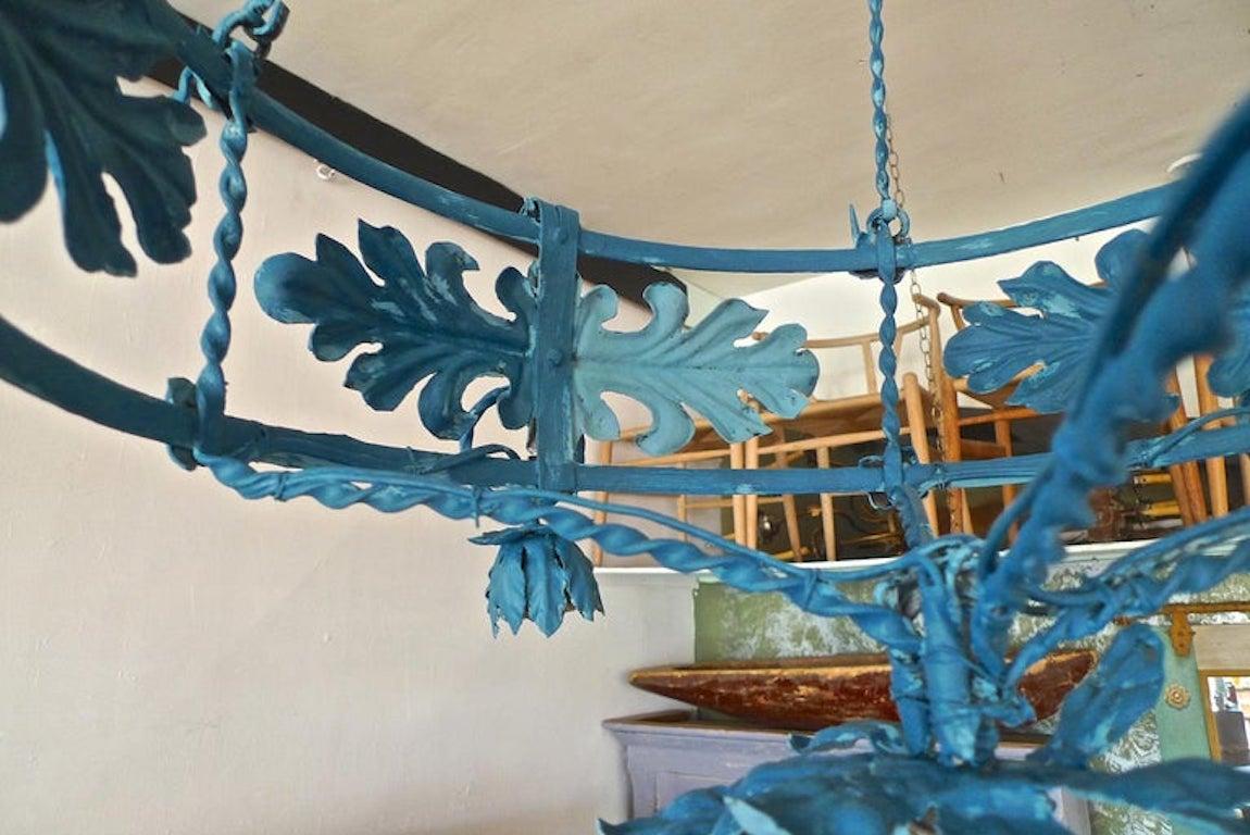 Spanish 1930s Round Painted Iron Ceiling Light with 4 Outer and 1 Centre Light For Sale 10