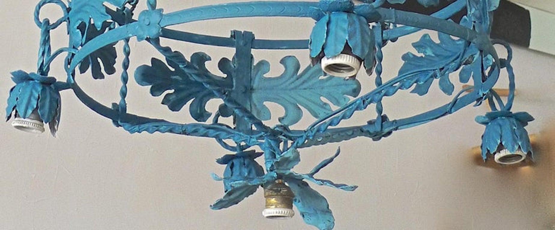 Spanish 1930s Round Painted Iron Ceiling Light with 4 Outer and 1 Centre Light For Sale 1