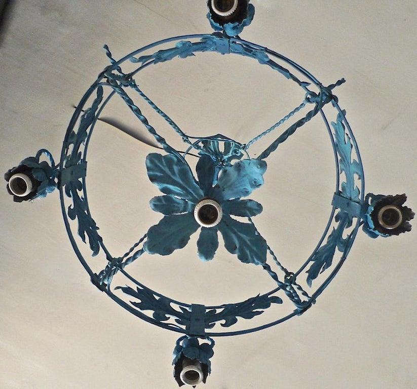 Spanish 1930s Round Painted Iron Ceiling Light with 4 Outer and 1 Centre Light For Sale 3