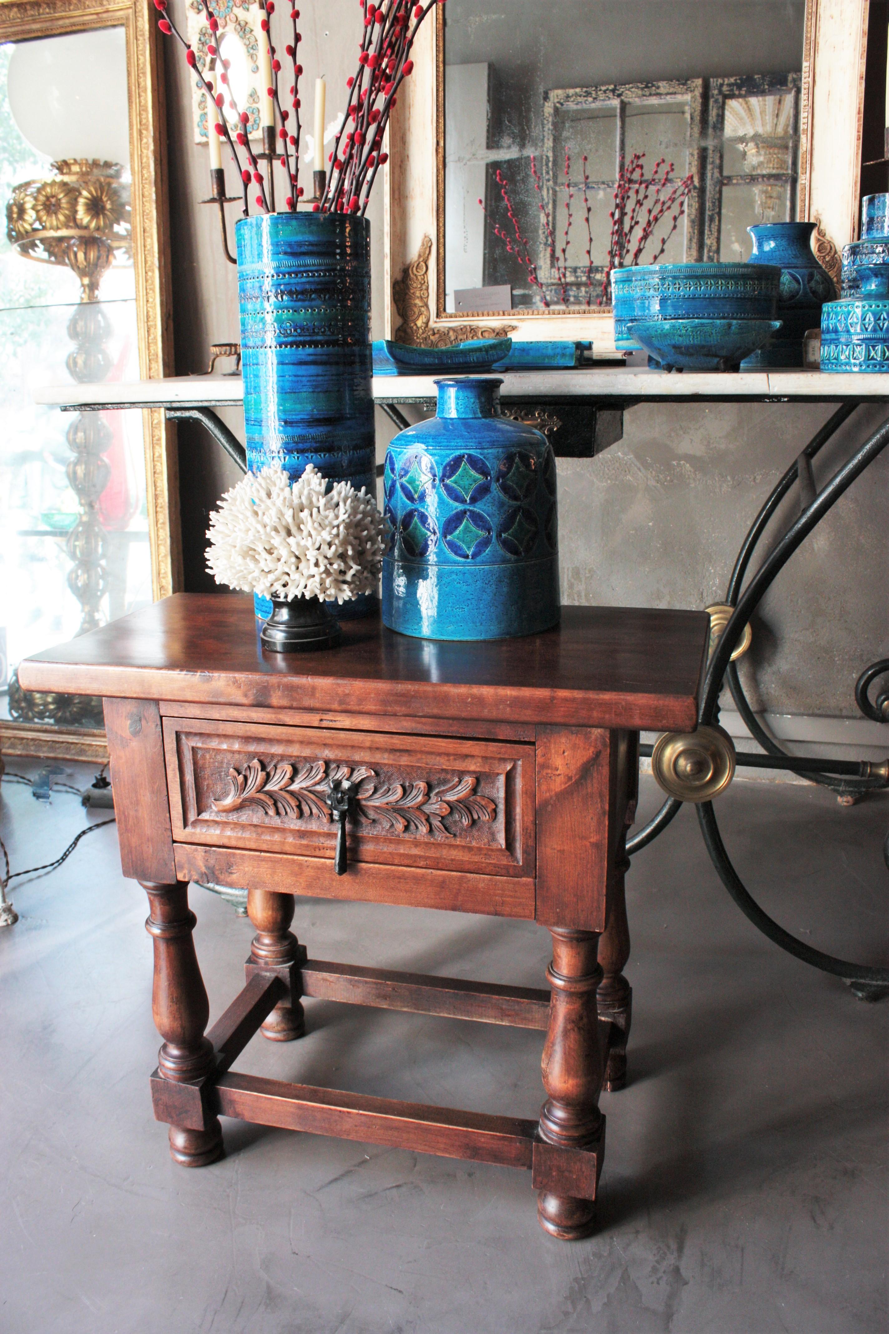 Carved Spanish Colonial End Table / Side Table in Walnut, 1930s For Sale