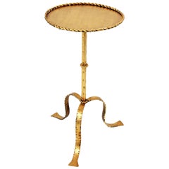 Spanish 1940s Gothic Style Hand-Hammered Gilt Iron Gueridon Table or Stand