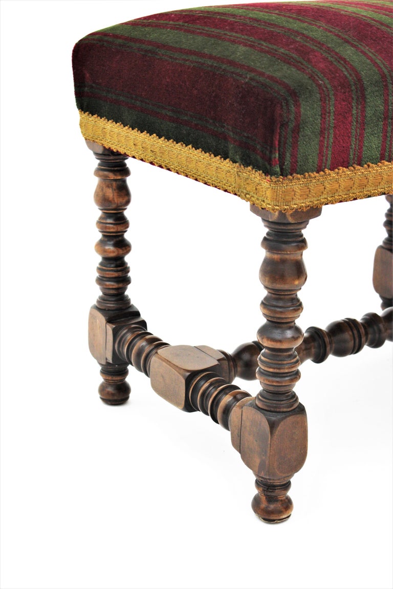 Spanish Louis XIII Style Turned Wood Long Bench / Stool by Valenti, Spain 1940s For Sale