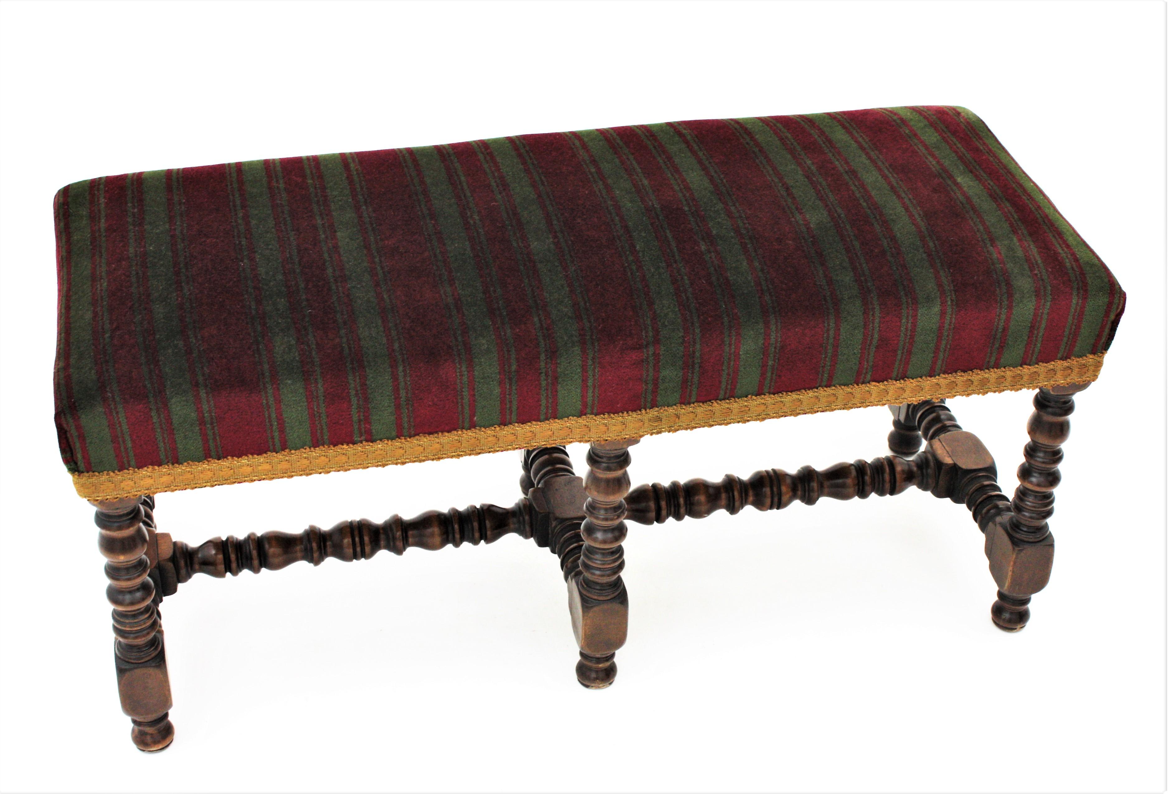 Carved Louis XIII Style Turned Wood Long Bench / Stool by Valenti, Spain 1940s For Sale