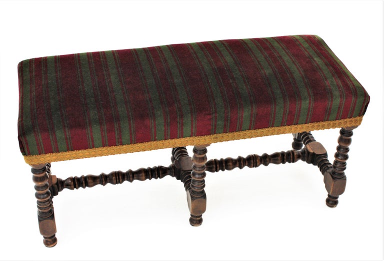 Walnut Louis XIII Style Turned Wood Long Bench / Stool by Valenti, Spain 1940s For Sale