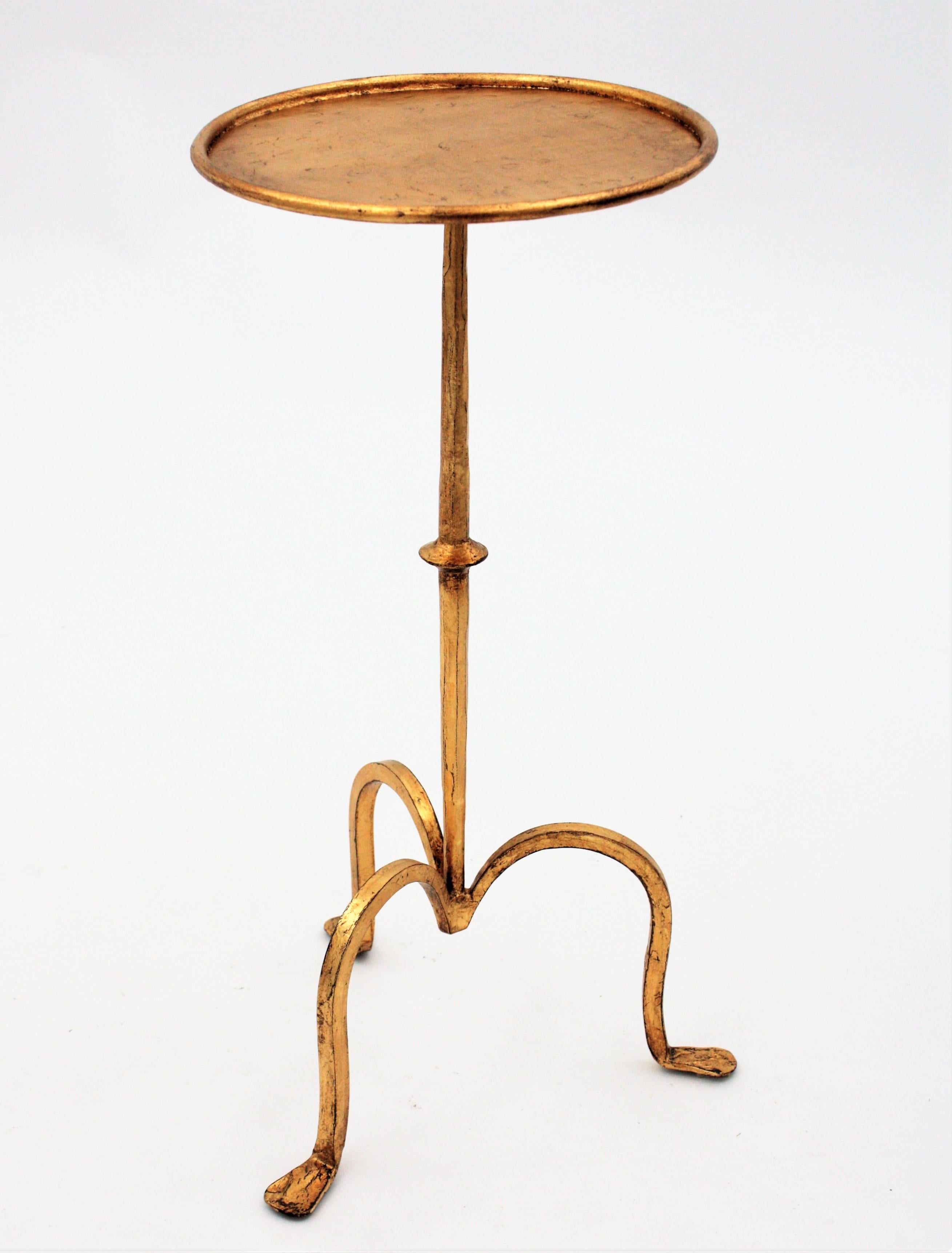 20th Century Spanish 1950s Small Hand-Hammered Gilt Iron End Table / Gueridon / Drinks Table