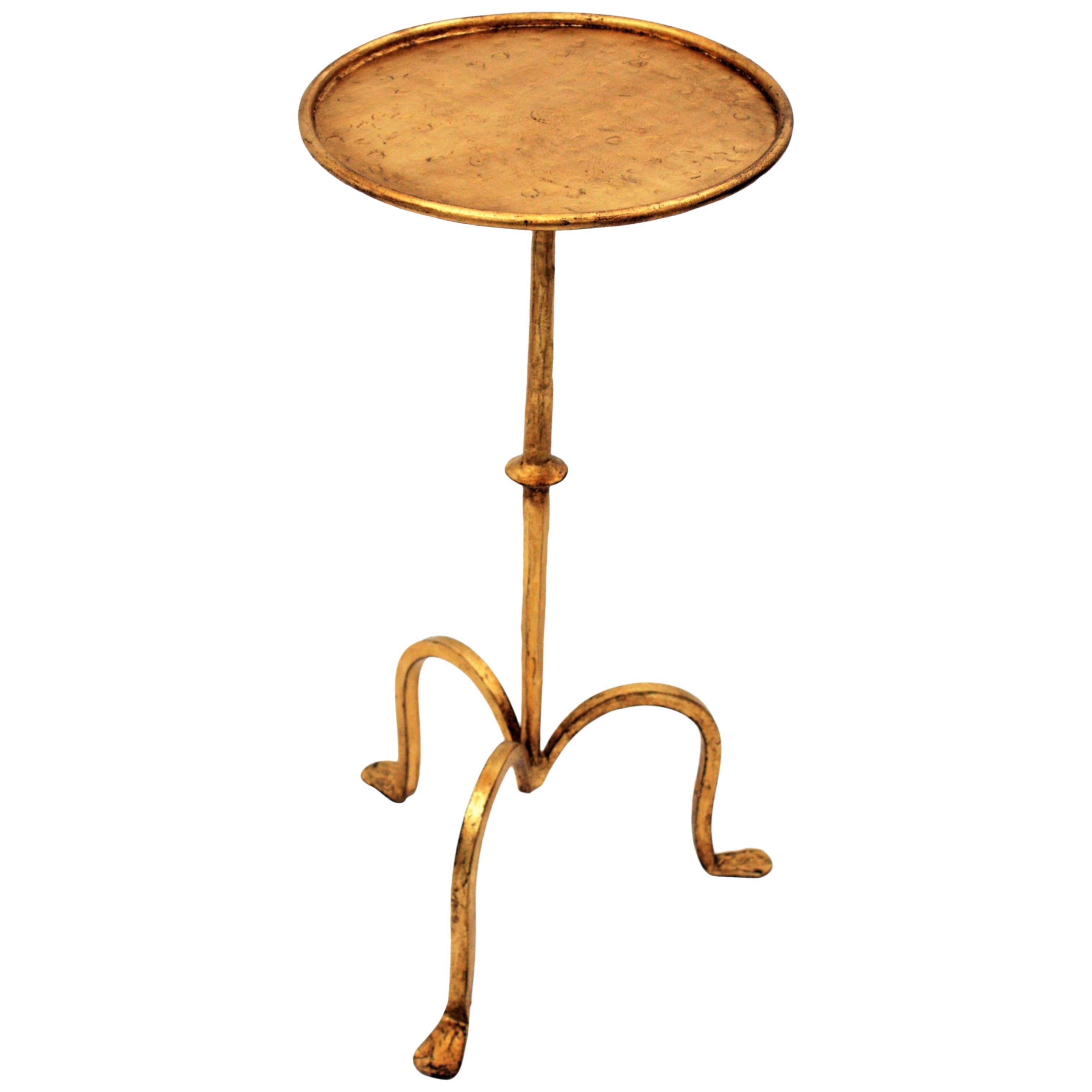 Spanish 1950s Small Hand-Hammered Gilt Iron End Table / Gueridon / Drinks Table