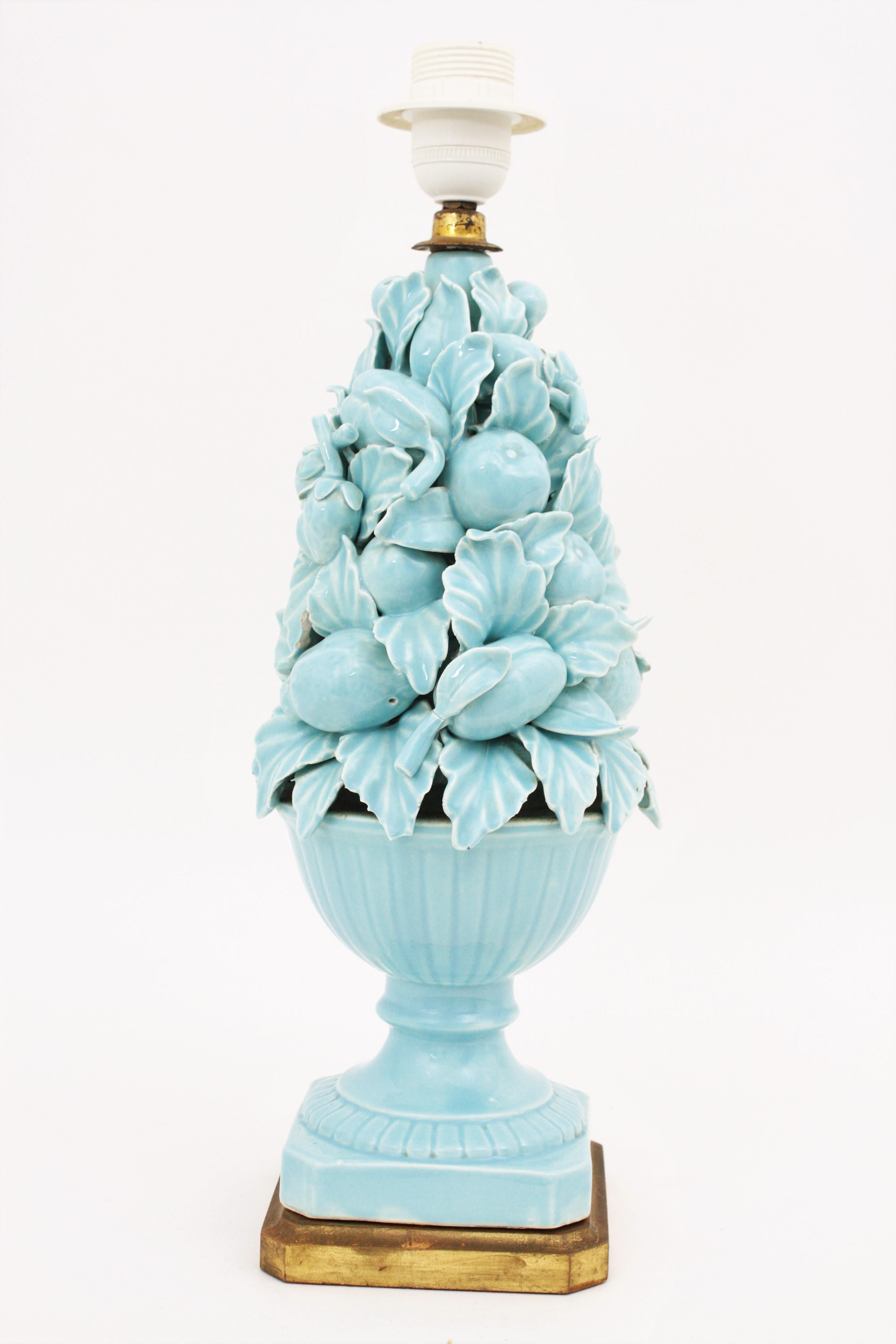 Spanish 1960s Majolica Blue Glazed Manises Ceramic Fruit Table Lamp In Excellent Condition In Barcelona, ES
