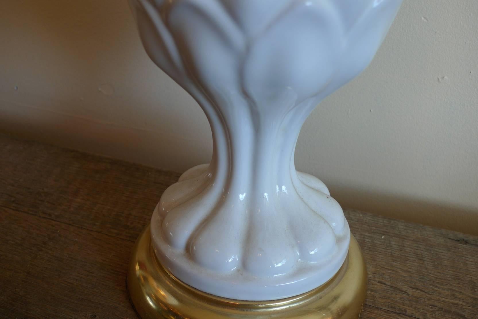 20th Century Spanish 1960s White Glazed Mansies 'Valencia' Ceramic Table Lamp