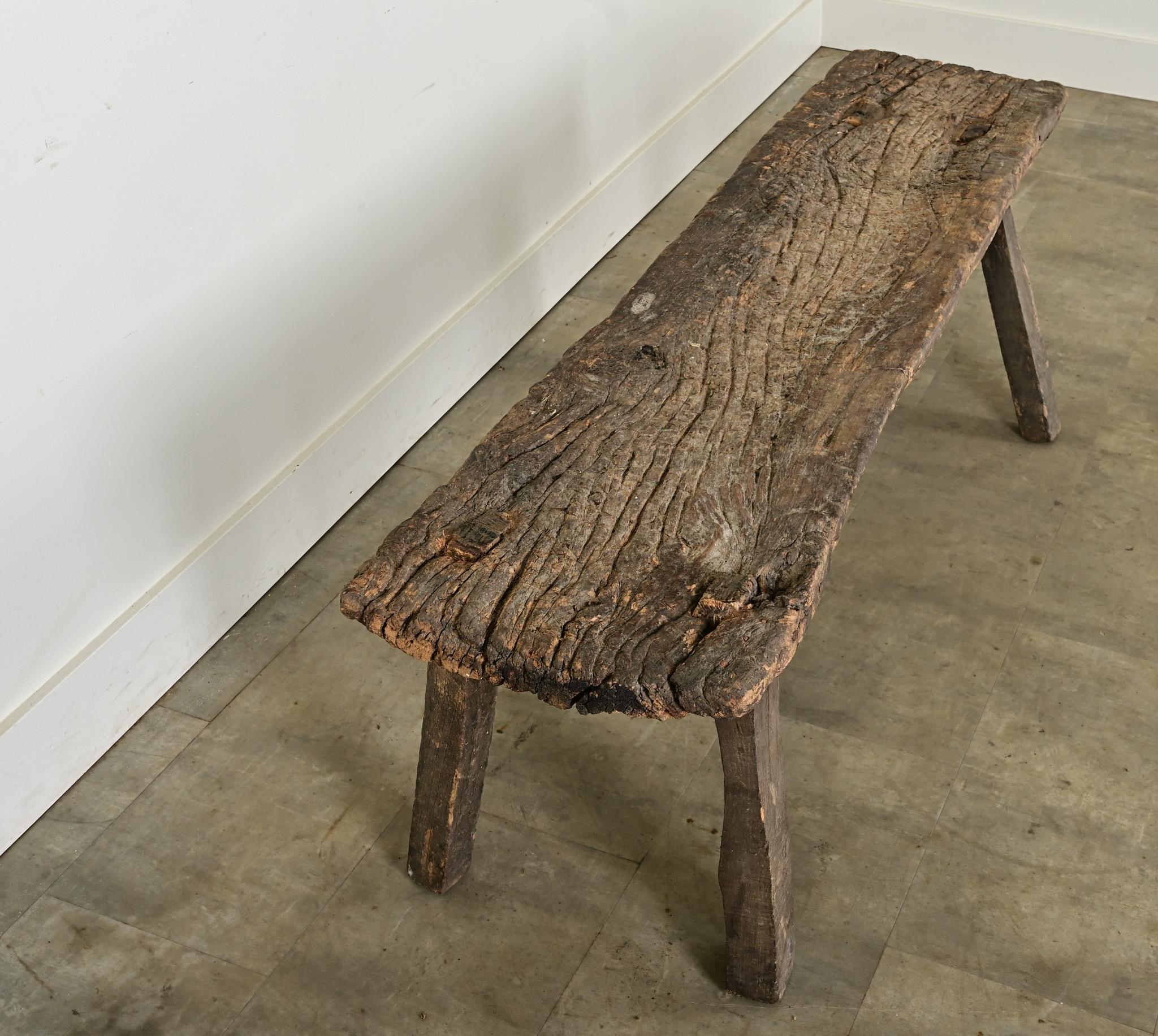 Mesa de carnicero española del siglo XIX procedente de Cataluña en venta 1