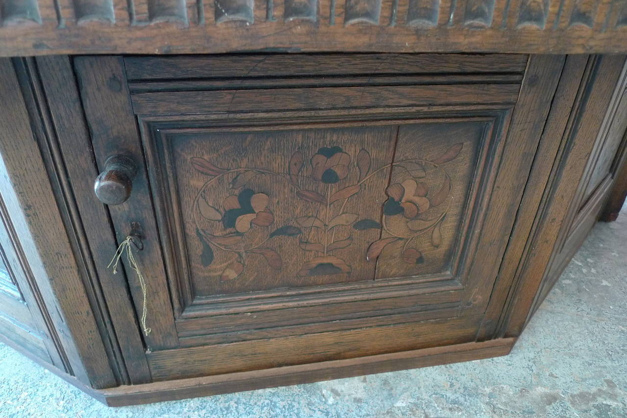 Spanish 19th Century Carved Walnut Coffee Table with Small Storage Compartment 3