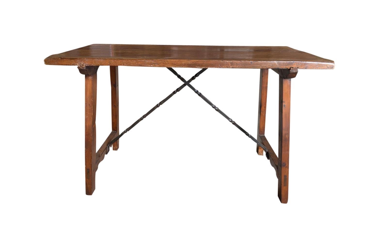 Spanish 19th Century Console Table In Good Condition For Sale In Atlanta, GA
