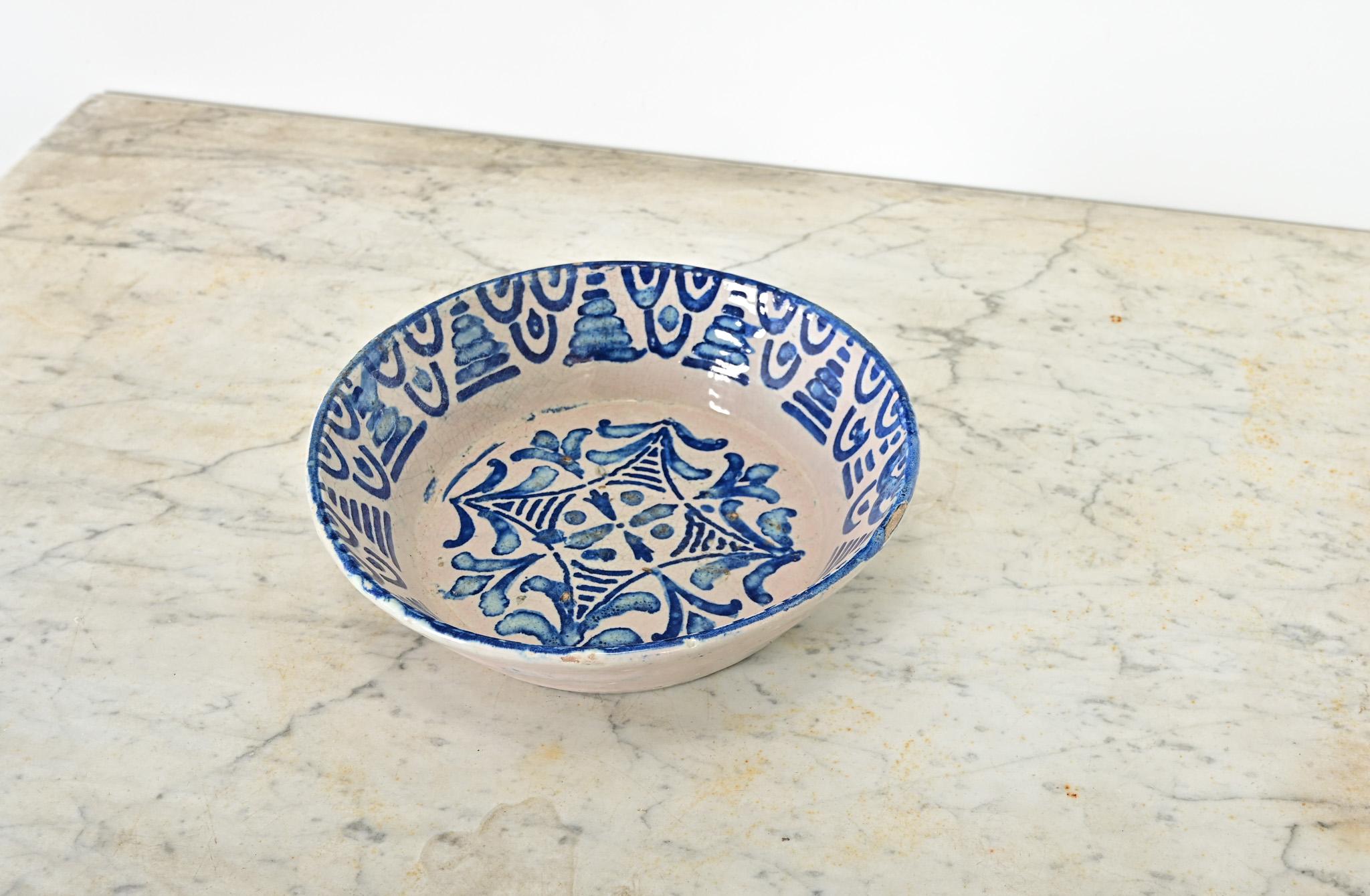 Spanish 19th Century Fajalauza Bowl from Granada Español en venta