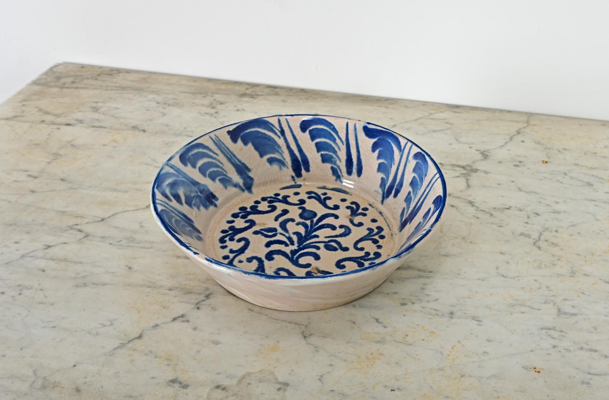 Spanish 19th Century Fajalauza Bowl from Granada Español en venta