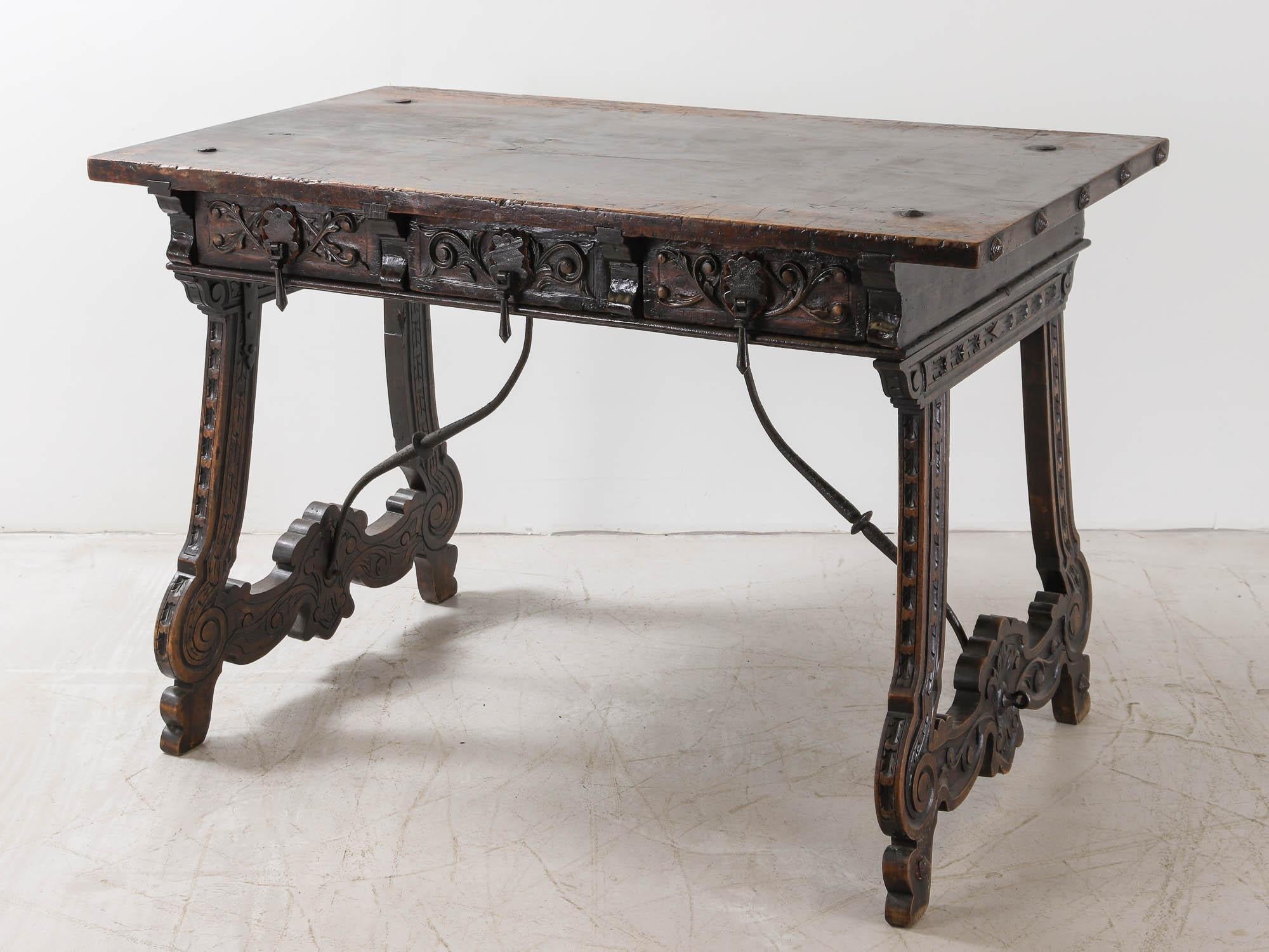 Iron Spanish 19th Century Neo- Renaissance Carved Chestnut Table For Sale