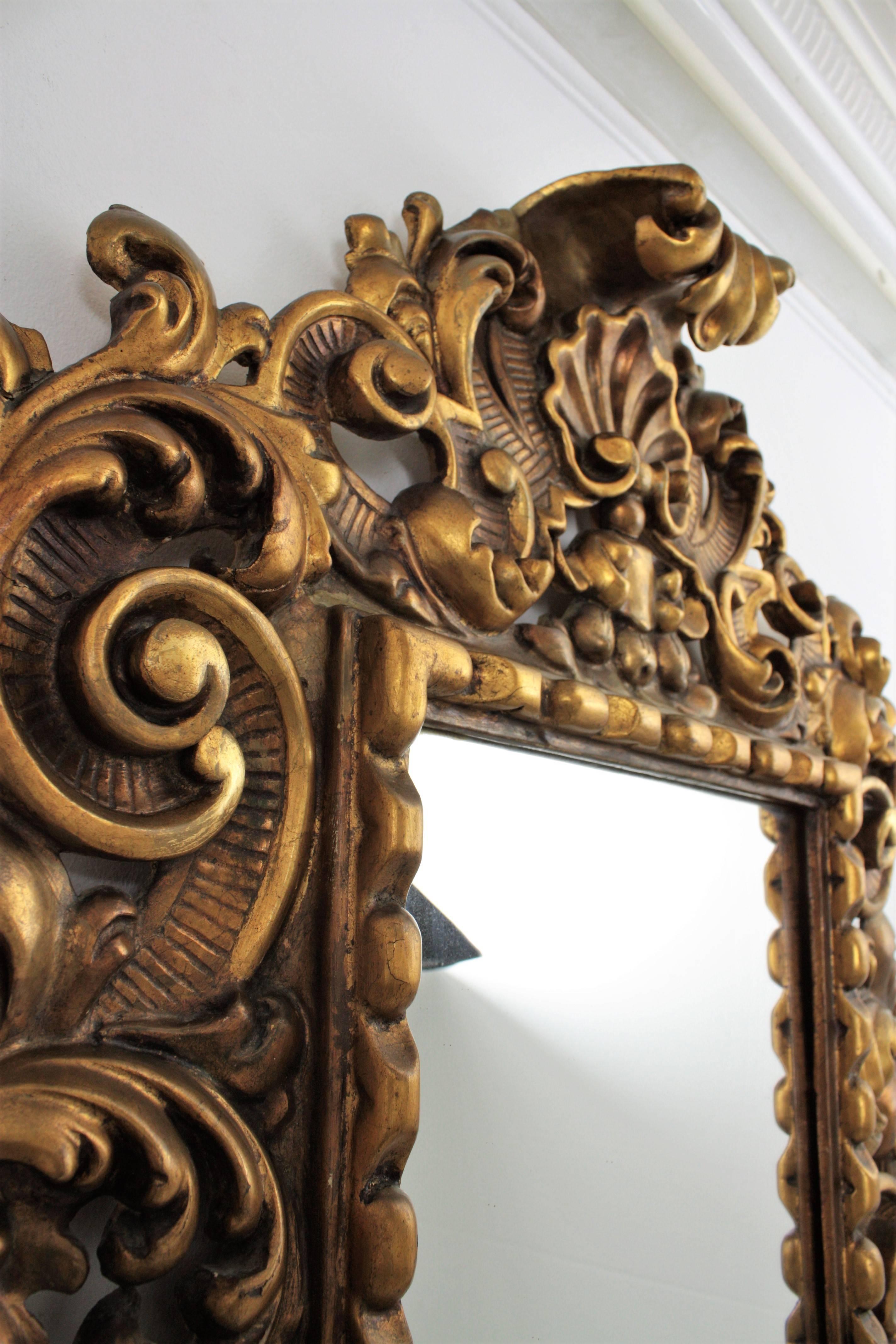 Spanish Giltwood Mirror with Foliage Frame and Crest 1