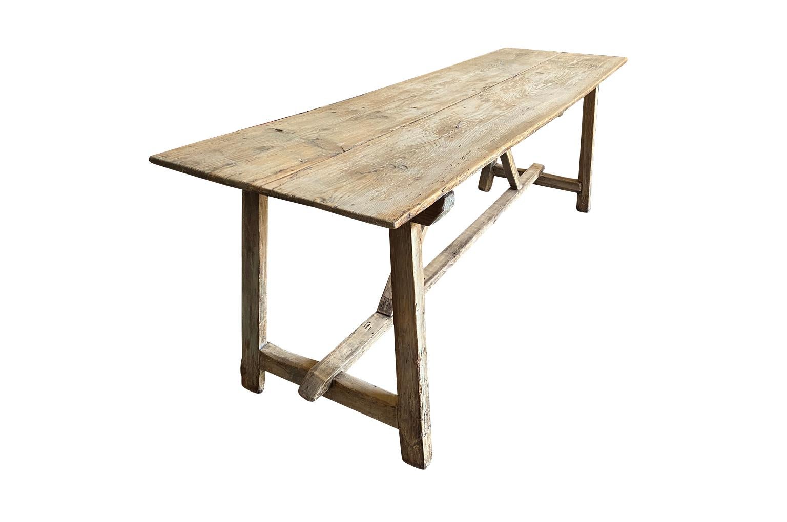 Pine Spanish 19th Century Rustic Table