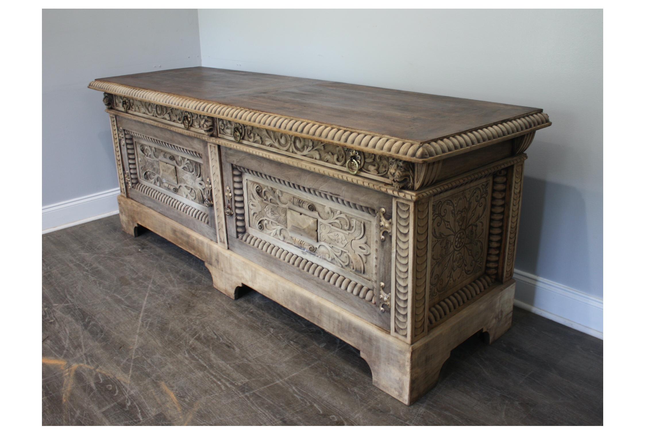 Spanish 19th Century Sideboard For Sale 3