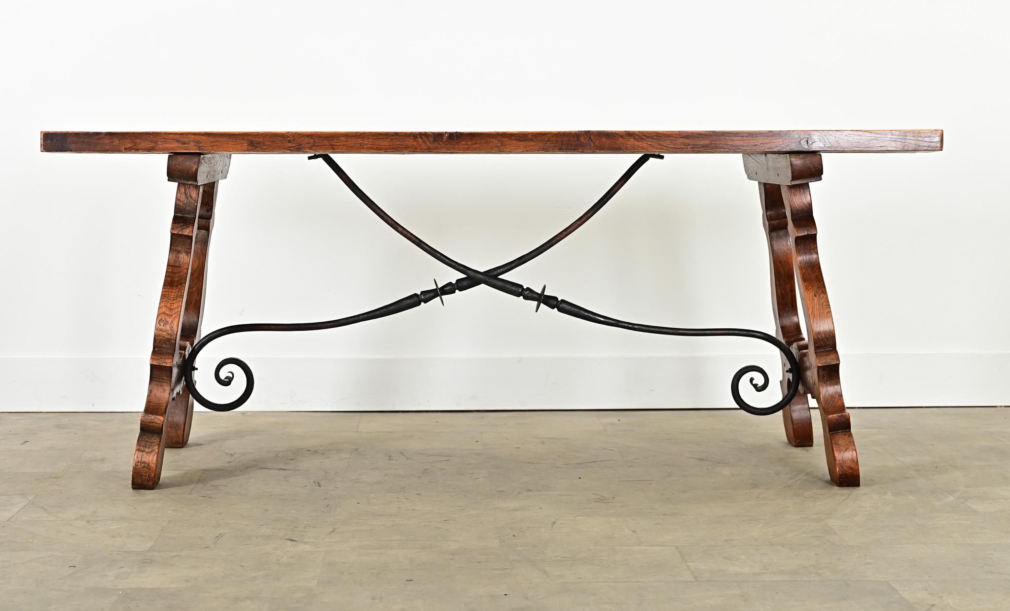 Spanish 19th Century Solid Oak Dining Table For Sale 7