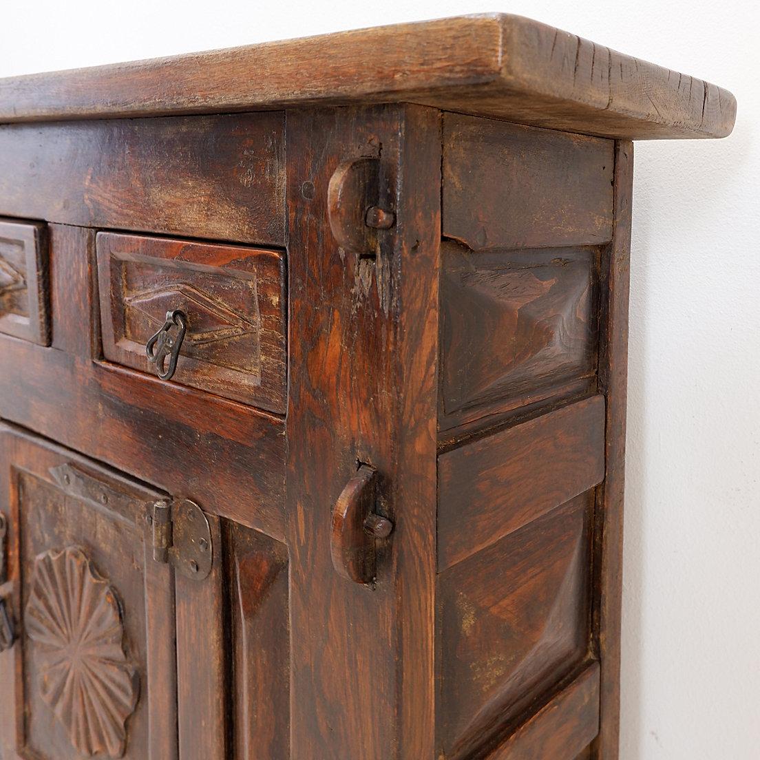 Spanish 20th Century Rustic Buffet - 2 drawers Madera en venta