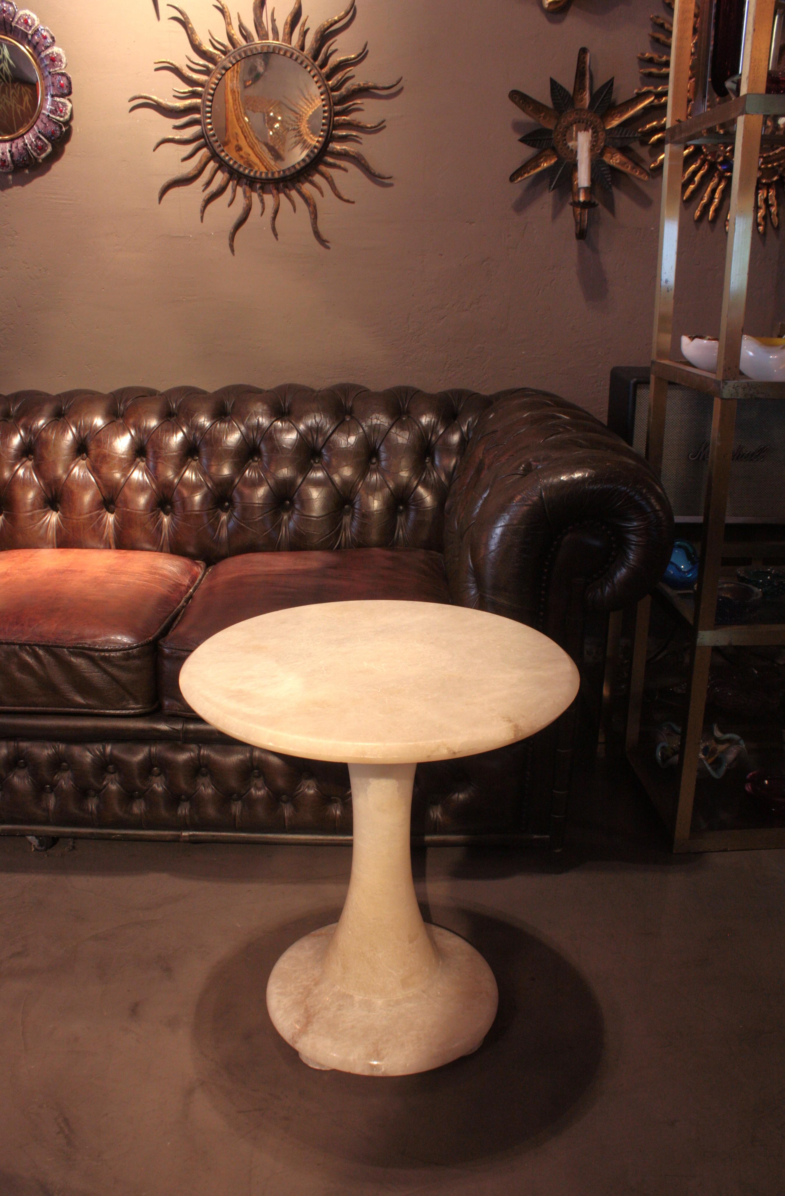 Espagnol Table / Table d'appoint en albâtre espagnol Gueridon en vente