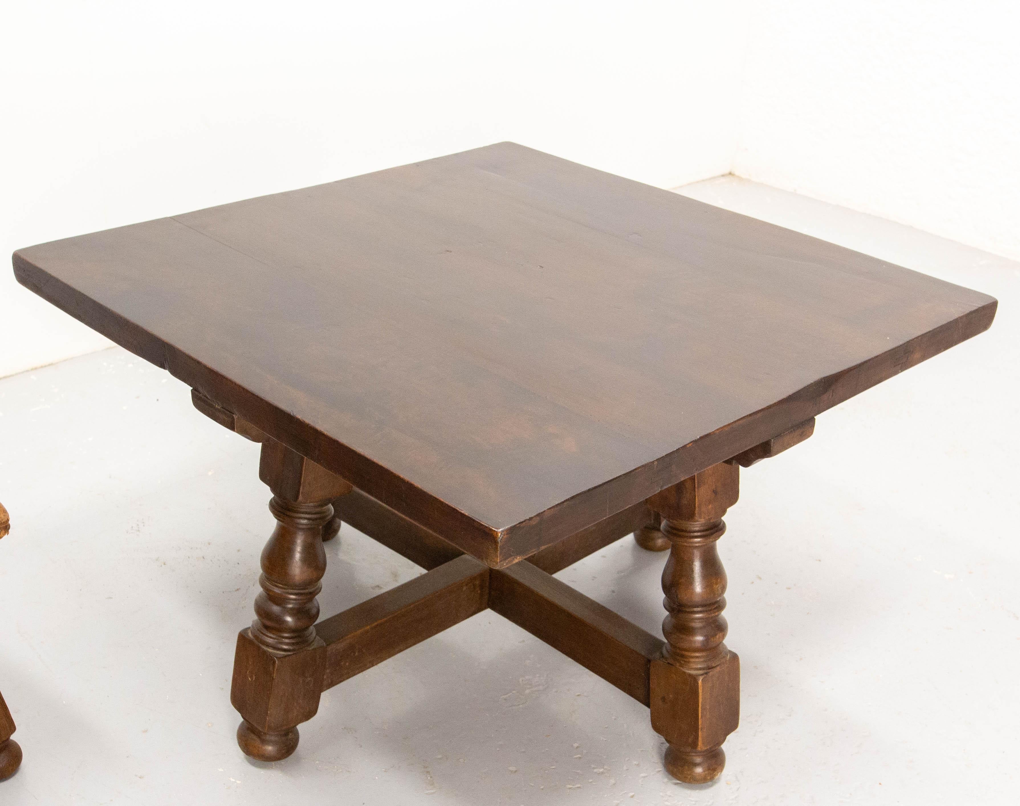 Wood Spanish Alder Coffee Table with Four Alder & Leather Stools, 1960 For Sale