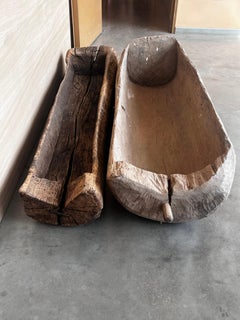 Spanish Antique & Brutalist Hollowed Out Tree Trunk Wooden Planter, 1700