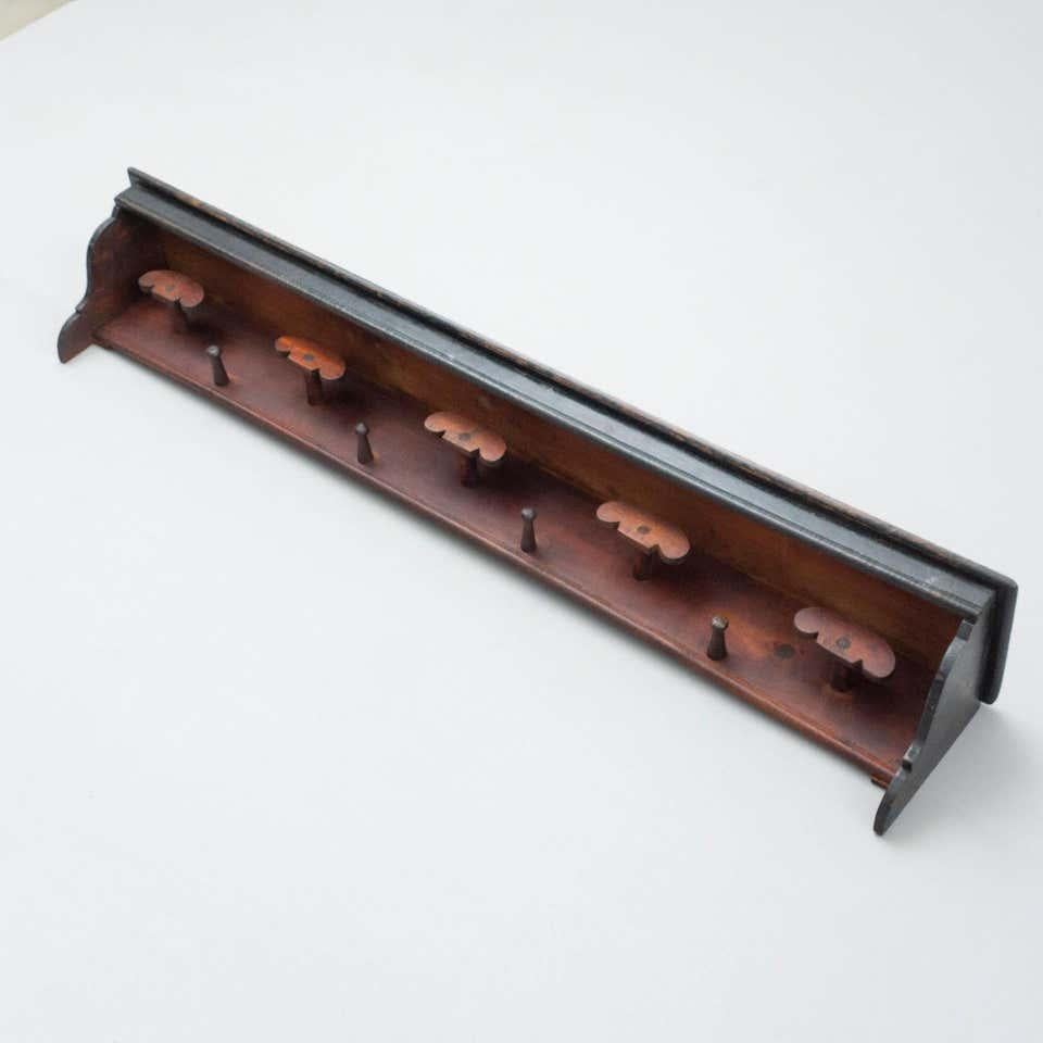 Mid-20th Century Spanish Antique Traditional Rustic Wood Hanger, circa 1930 For Sale