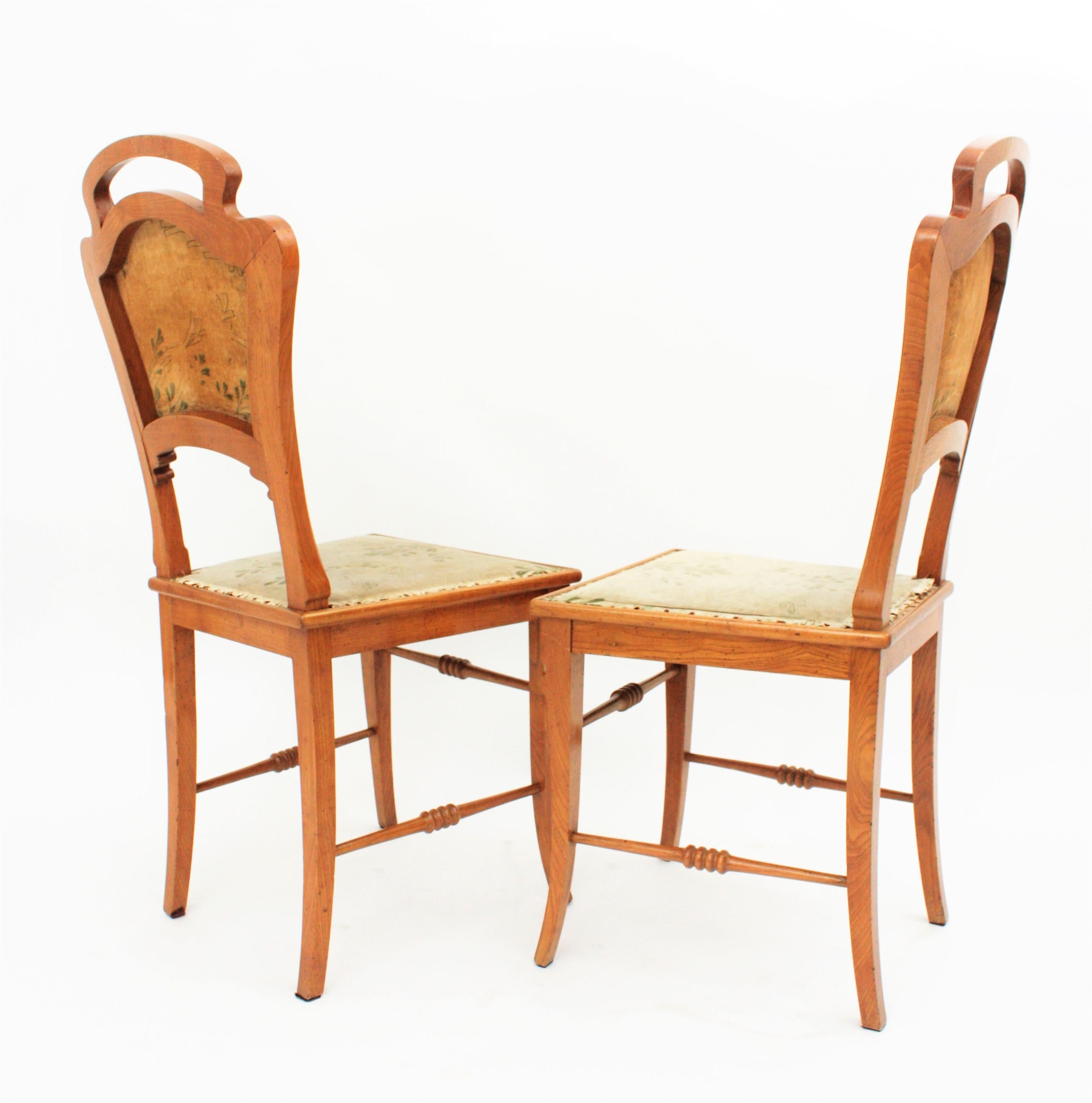 Wood Spanish Art Nouveau Antoni Gaudi Style Pair of Carved Ashwood Side Chairs For Sale