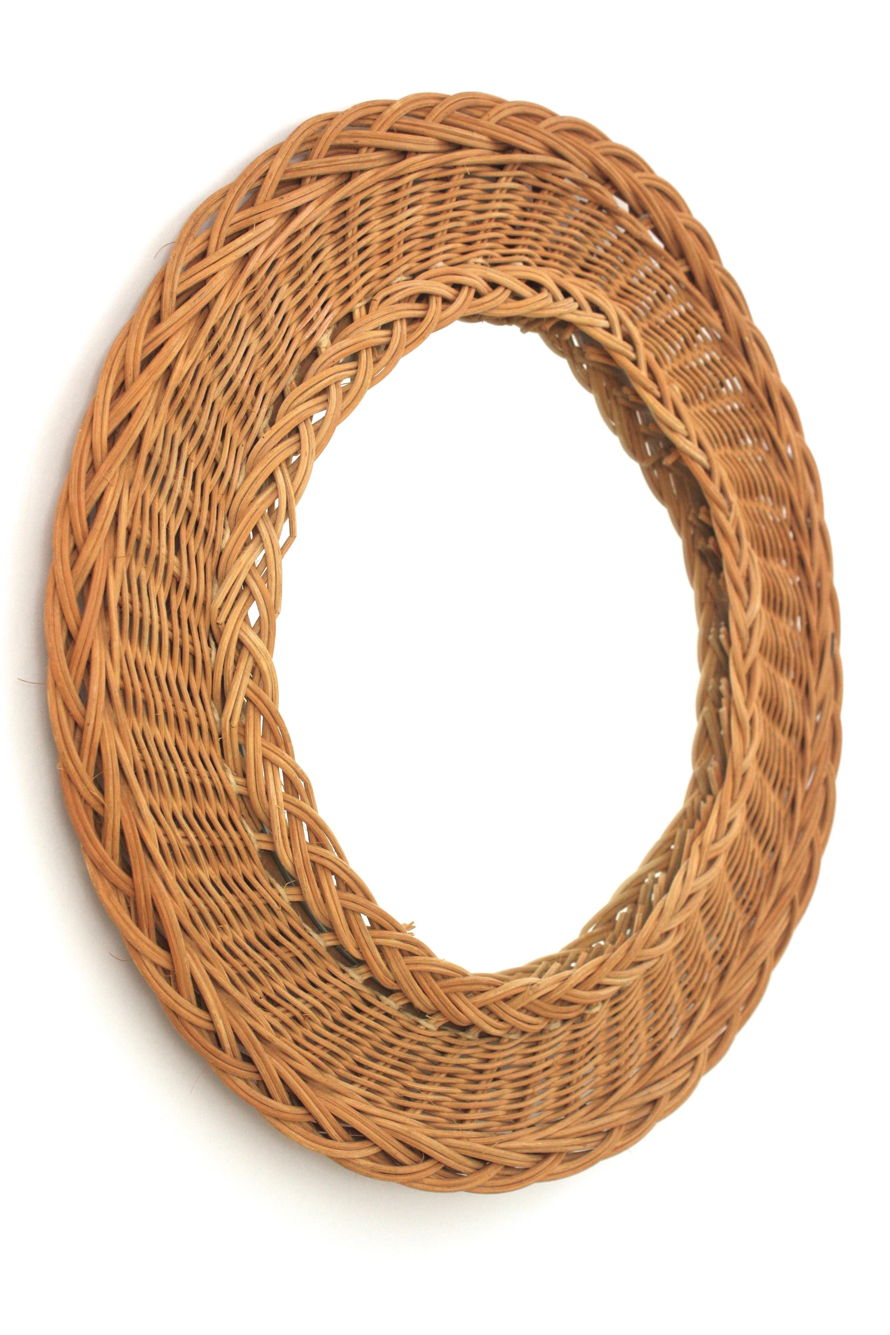 Spagnolo Specchio rotondo in vimini intrecciato artigianale spagnolo in vendita
