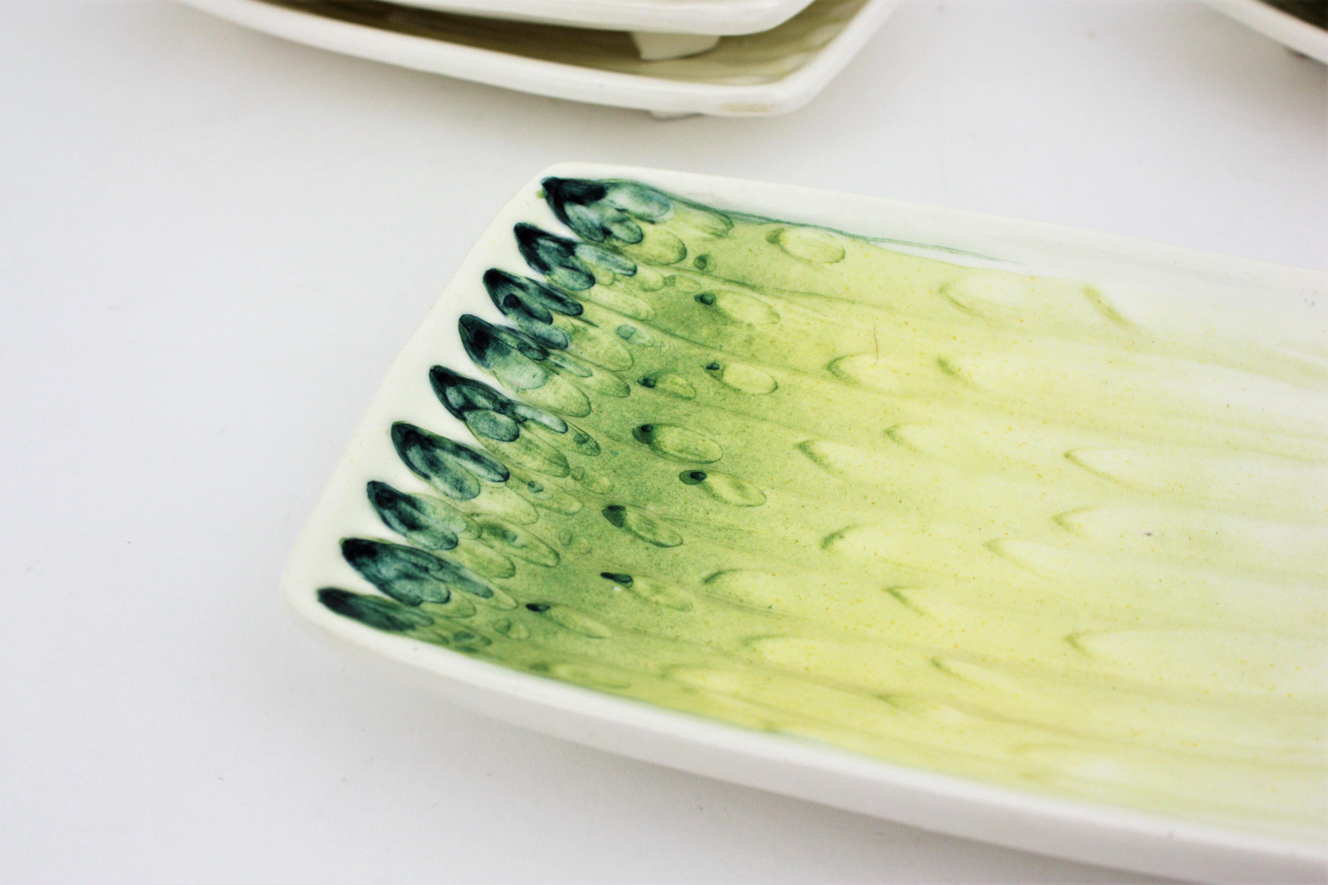 Midcentury Majolica Glazed Ceramic Asparagus Serving Set, Spain, 1960s For Sale 5