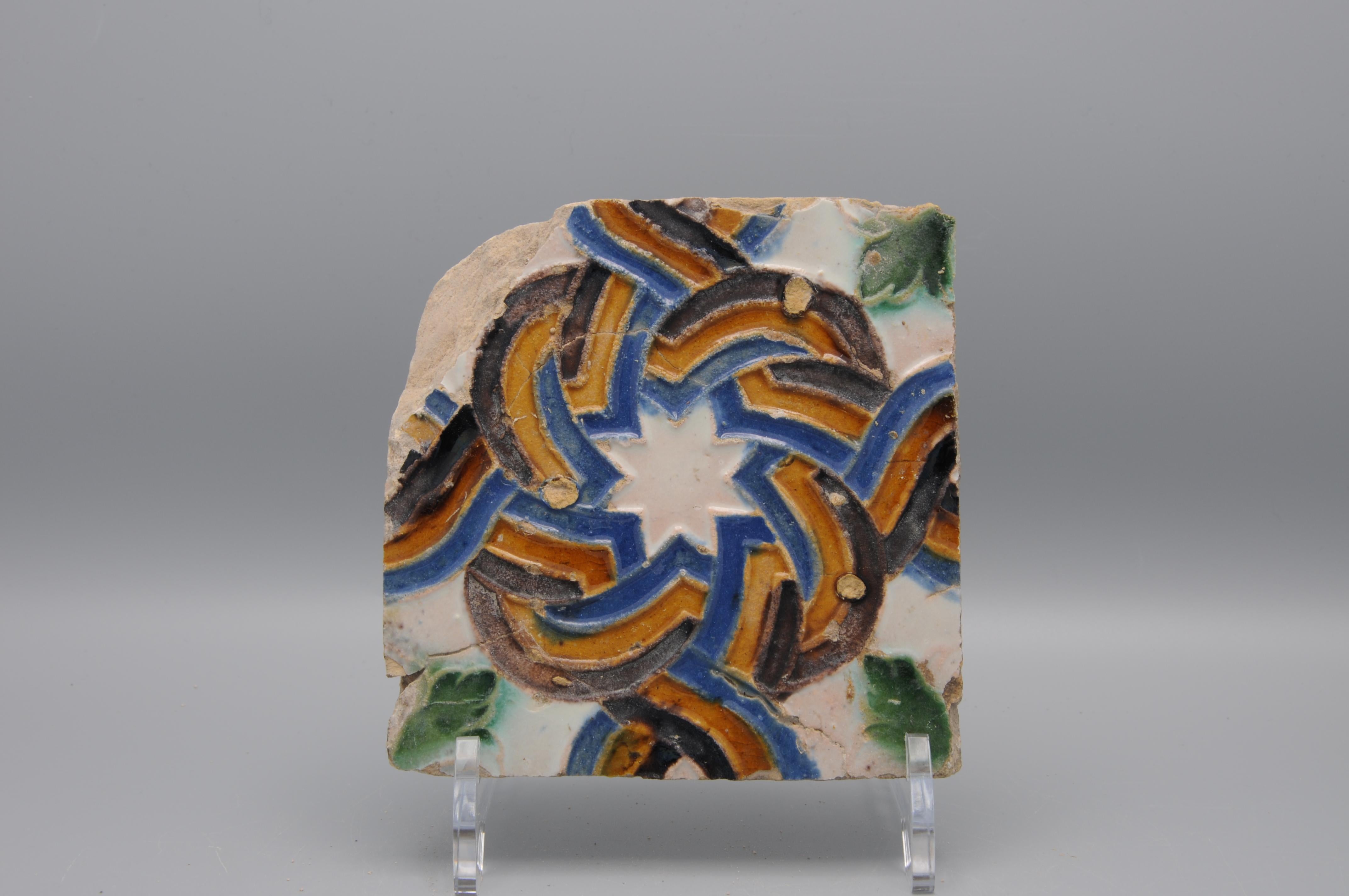 XVIIIe siècle et antérieur Tile géométrique espagnol Azulejo Arista y Cuenca - Sevilla 16ème siècle en vente