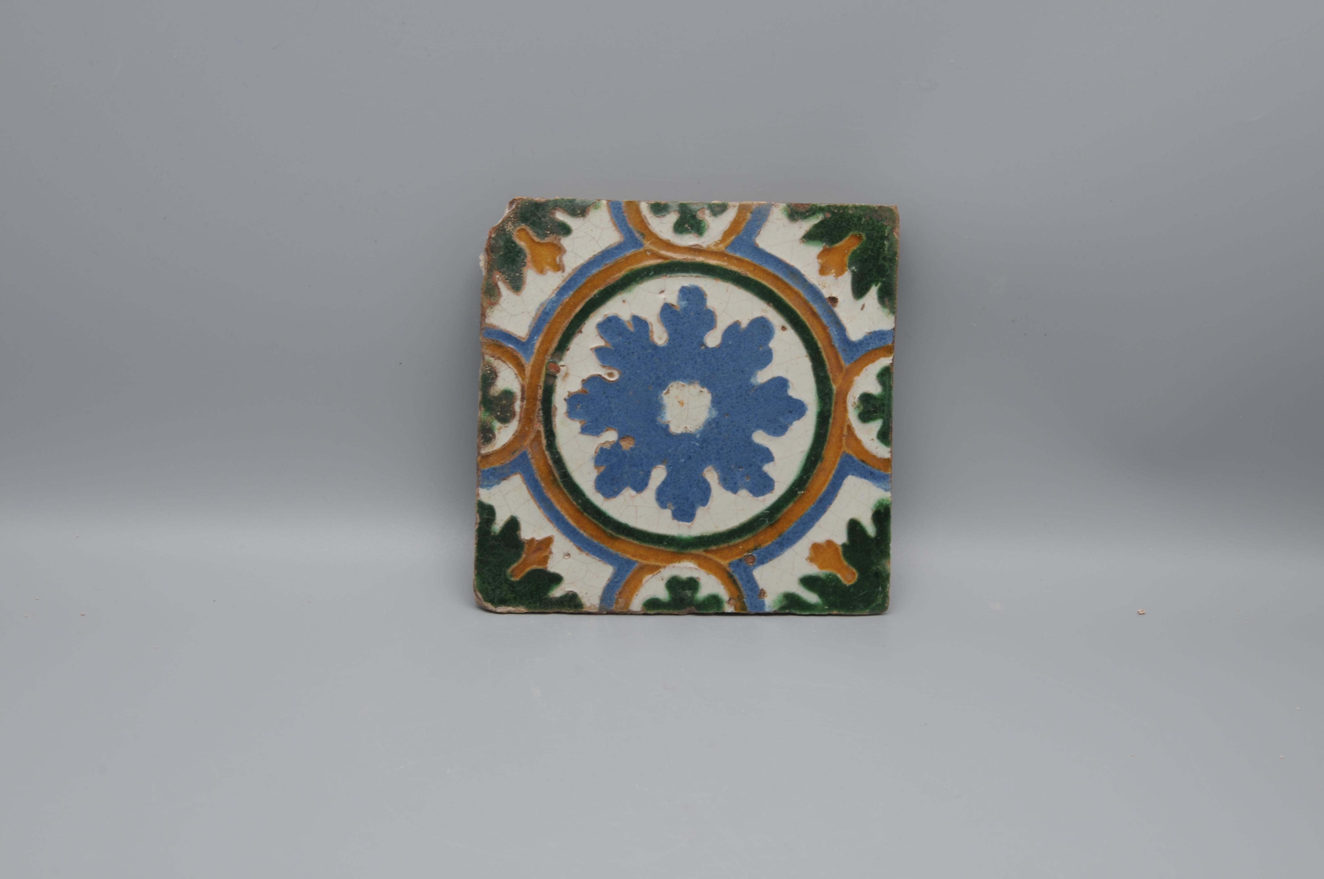 Spanish Azulejo pair of Tiles Arista y Cuenca - Toledo 16th century en Bueno estado para la venta en DELFT, NL
