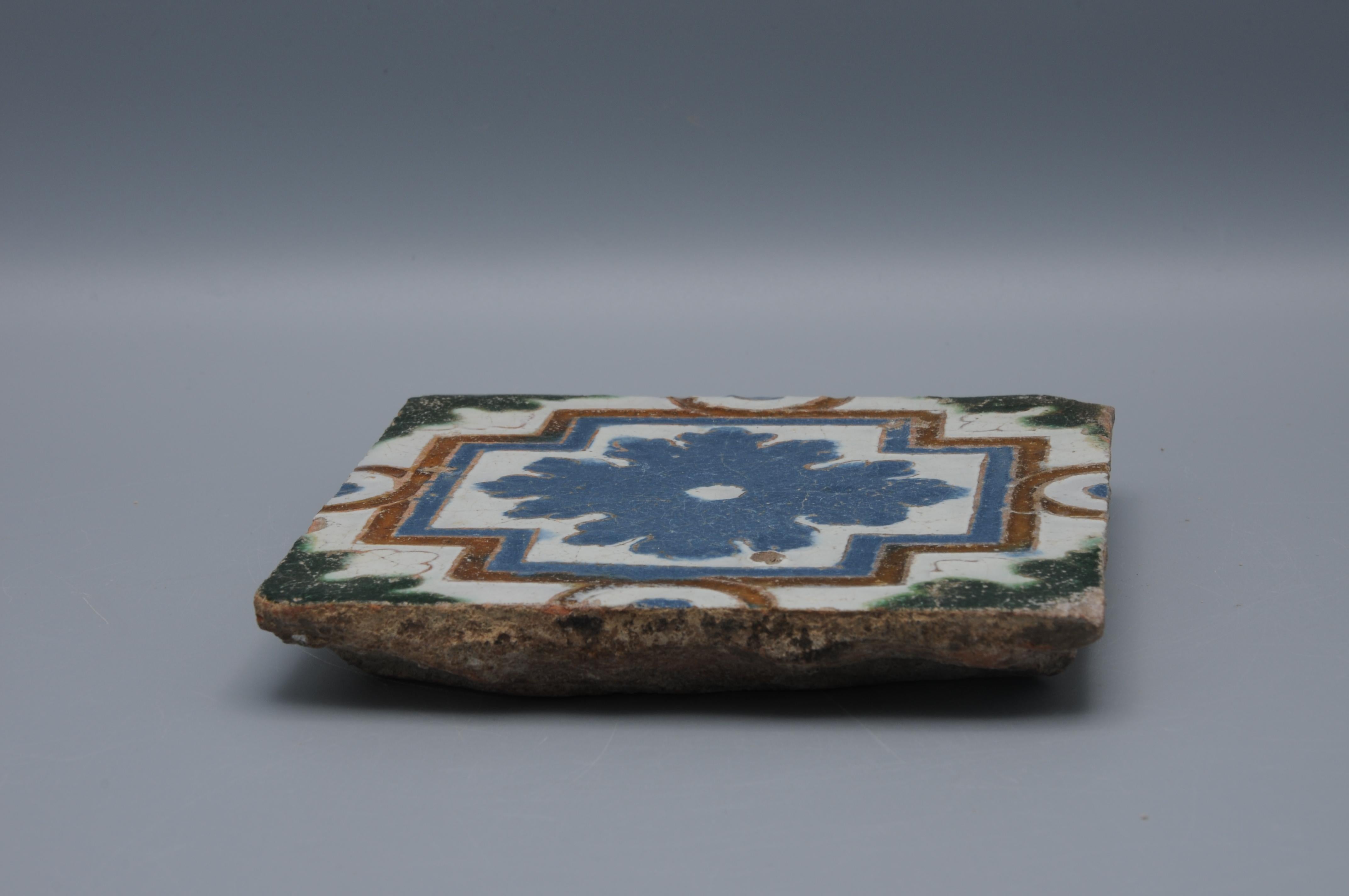 Spanish Azulejo set of 4 tiles Arista y Cuenca - Toledo 16th century en Bueno estado para la venta en DELFT, NL