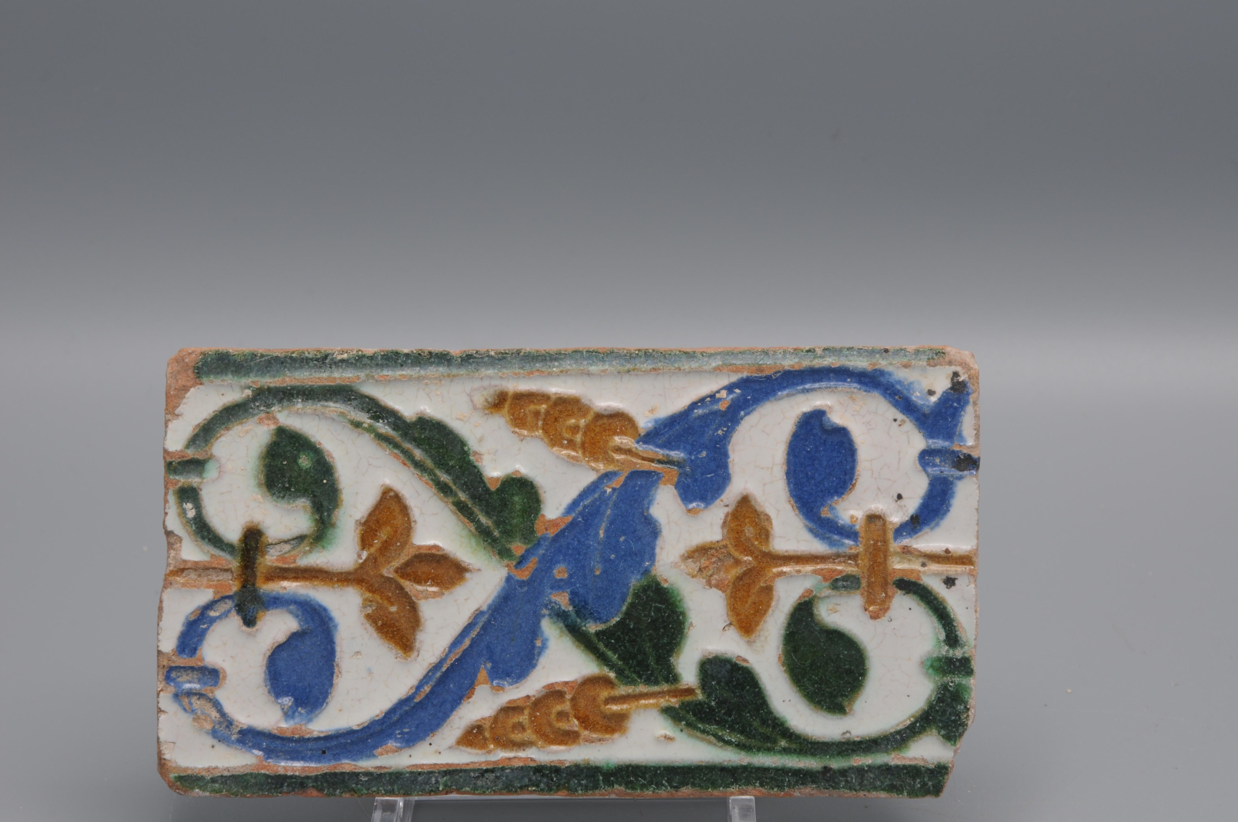Earthenware Spanish Azulejo Tile Arista y Cuenca - Toledo 16th century For Sale