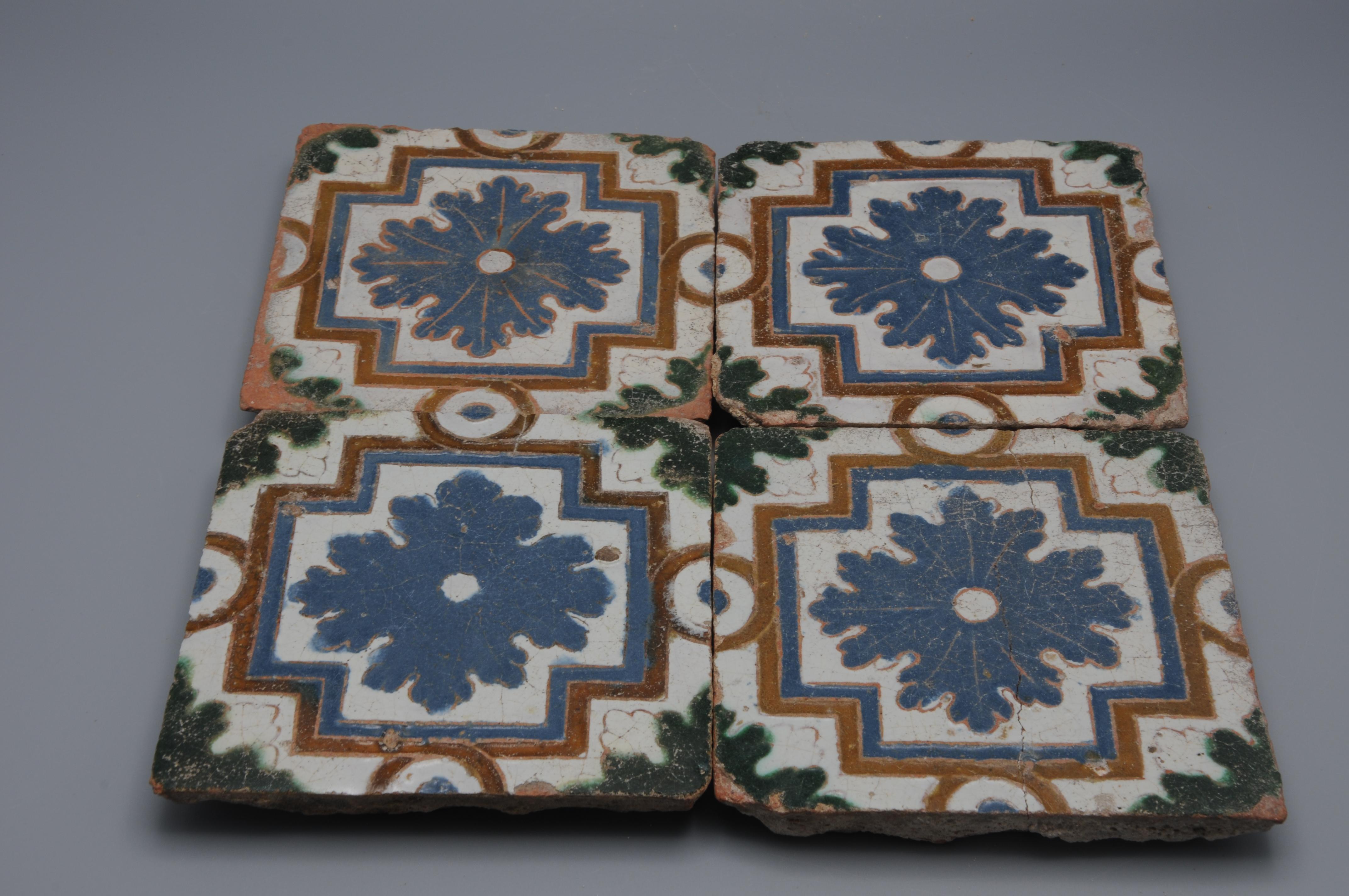 Spanish Azulejo Tile Arista y Cuenca - Toledo 16th century siglo XVIII y antes en venta