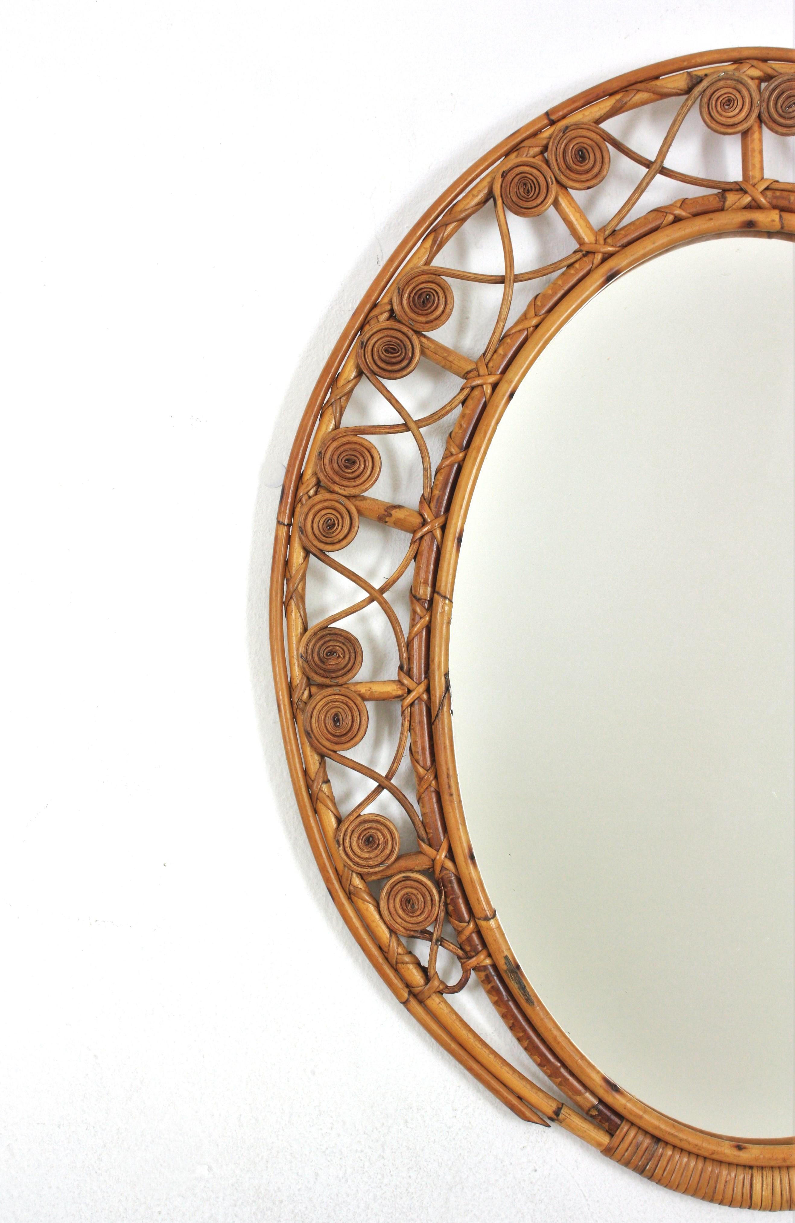 Spanish Bamboo Rattan Oval Mirror with Filigree Frame In Good Condition For Sale In Barcelona, ES