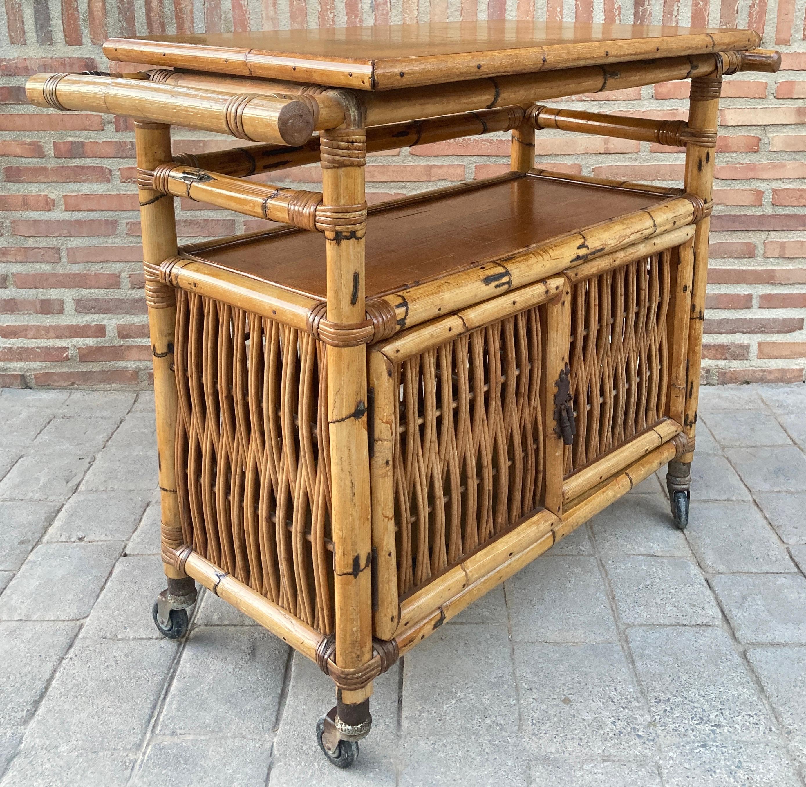 Mid-Century Modern Spanish, Bar Cabinet in Bamboo with Wheels, 1950s For Sale