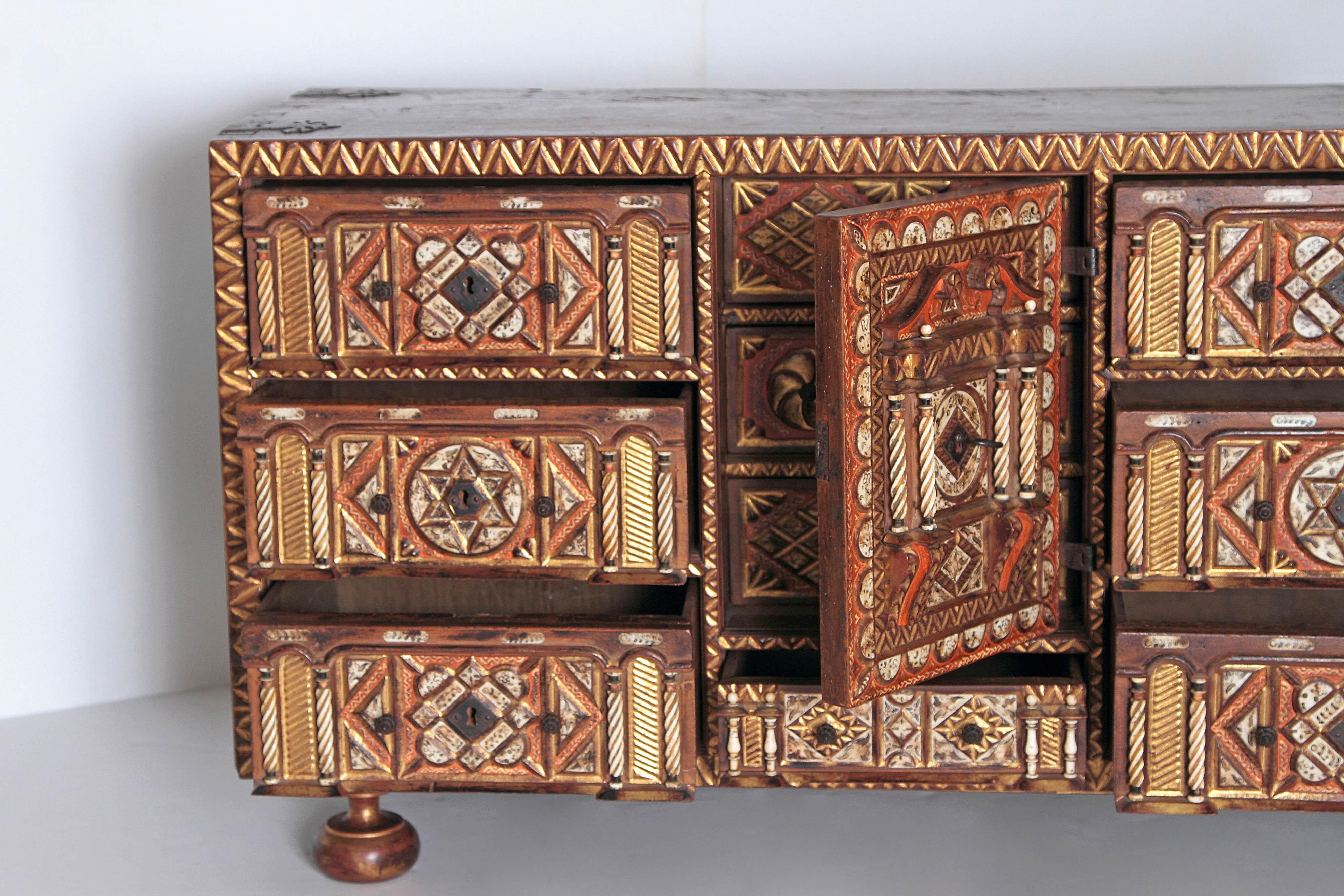 XVIIIe siècle et antérieur Meuble de bureau bargueno/meuble de rangement espagnol