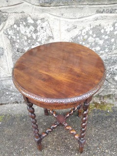Spanisch  Gerste Twist Legs  Ovaler Beistelltisch Spanien 19. Jahrhundert